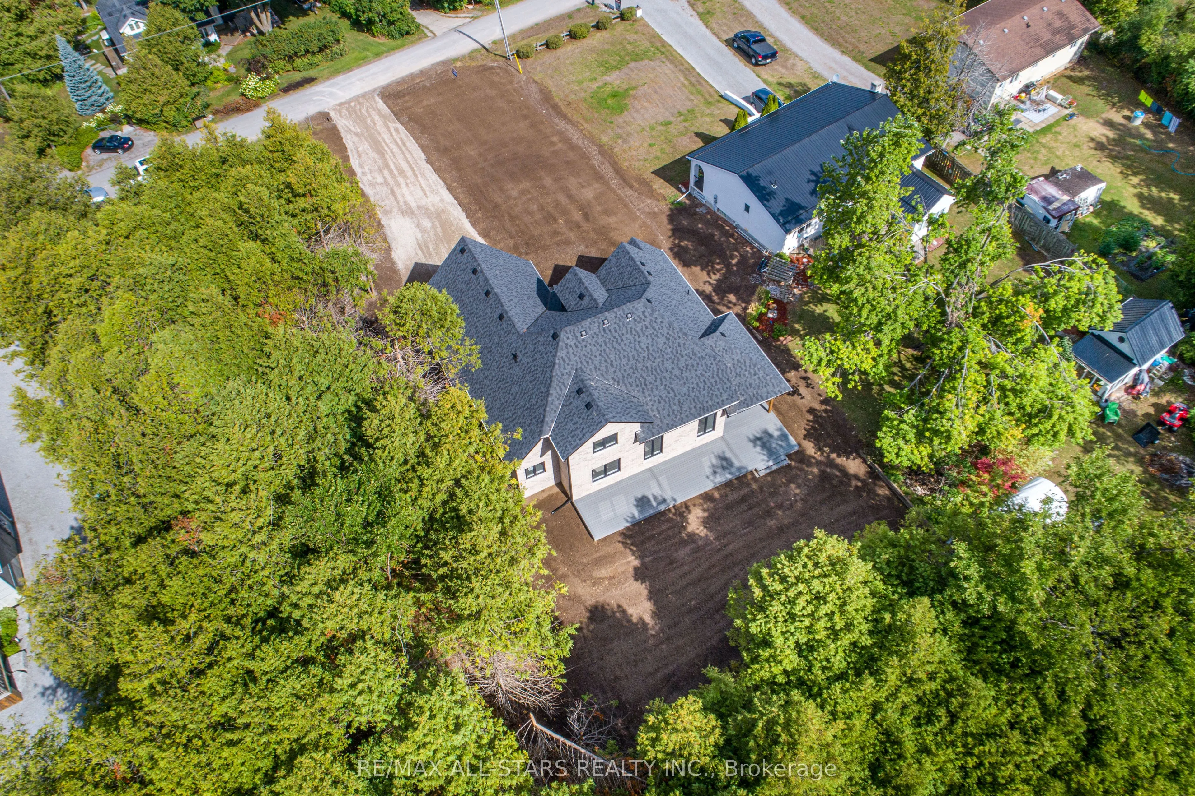 837 Cedar Glen Road