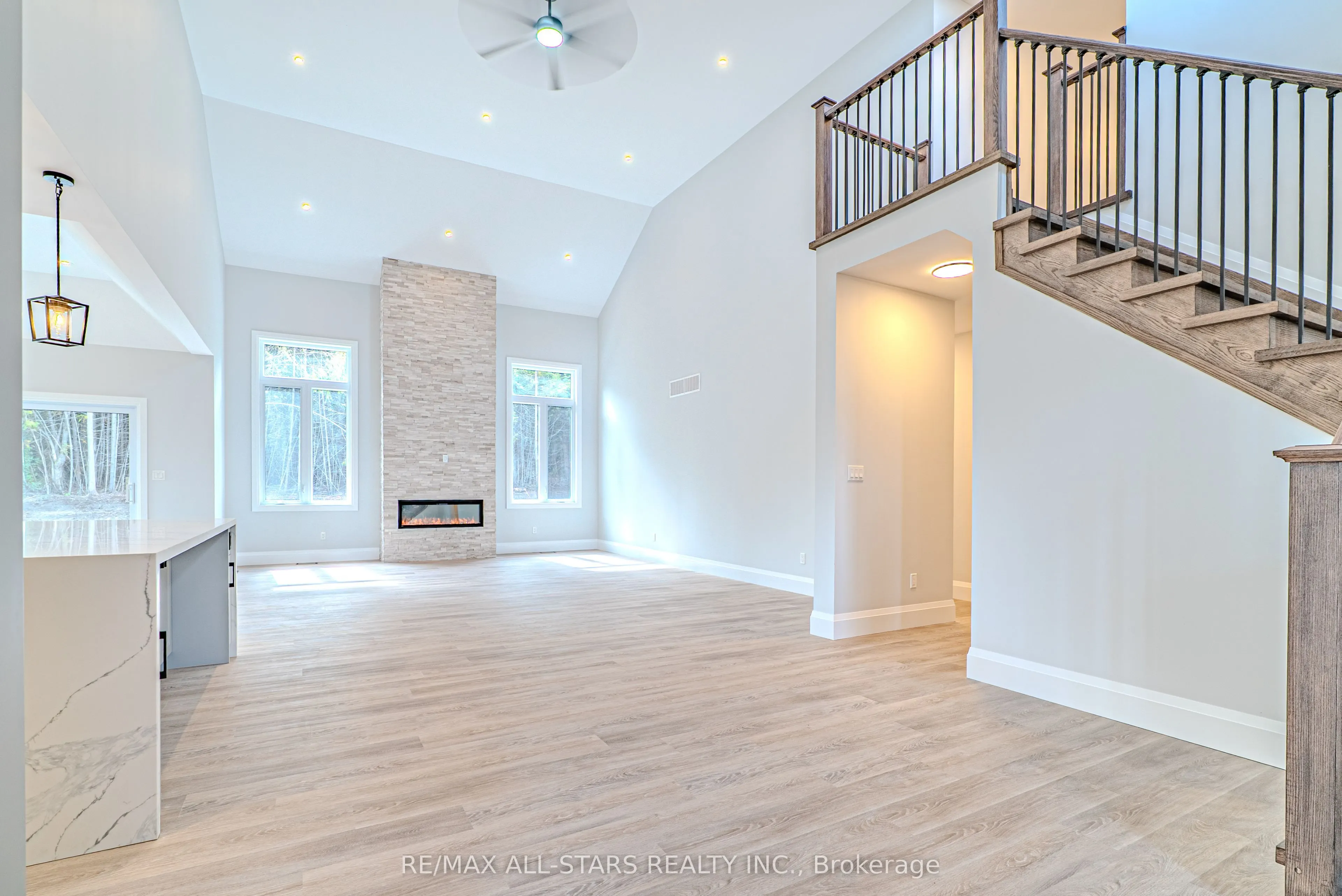 837 Cedar Glen Road