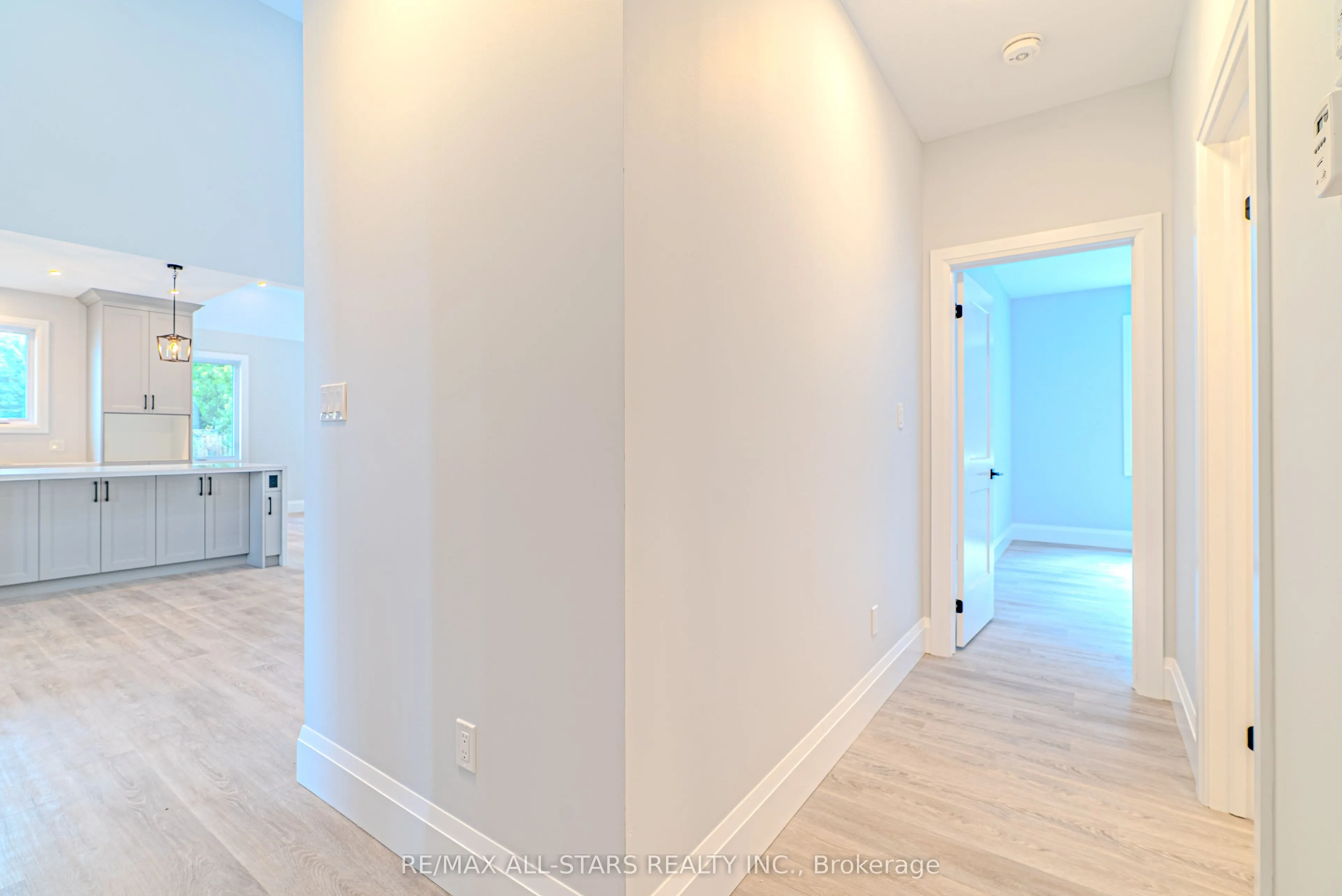 837 Cedar Glen Road