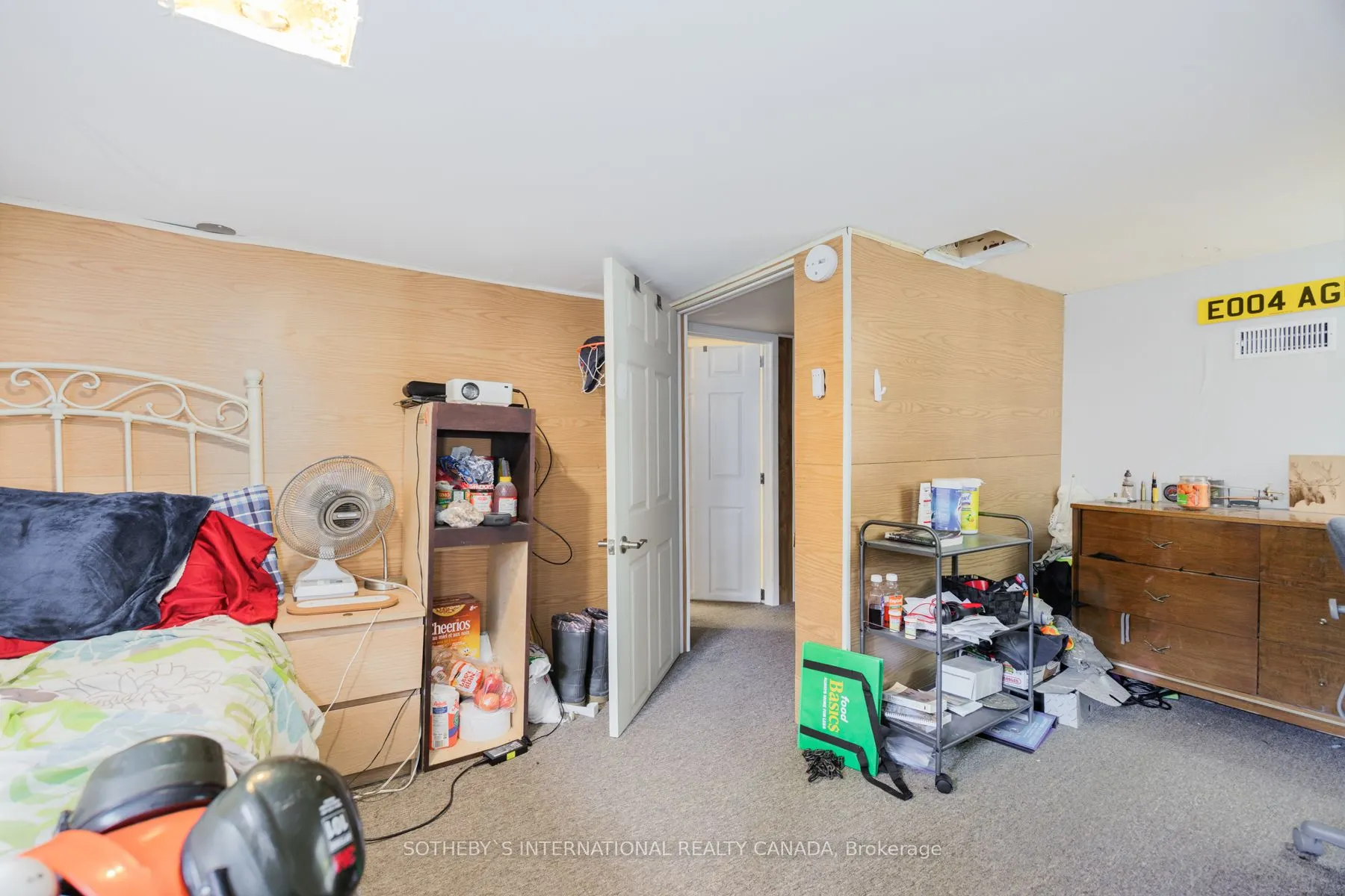 82 Durham Street W