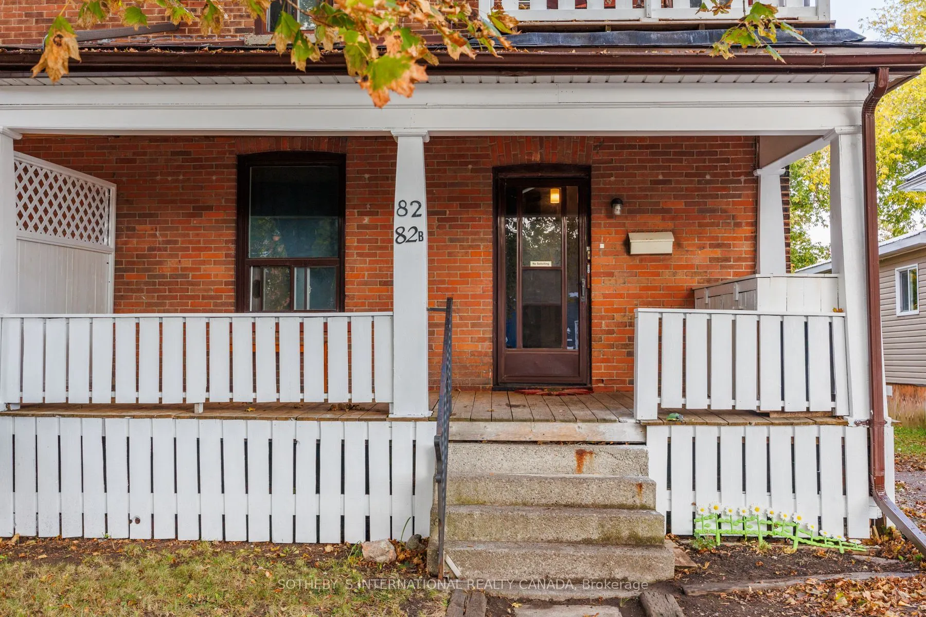 82 Durham Street W