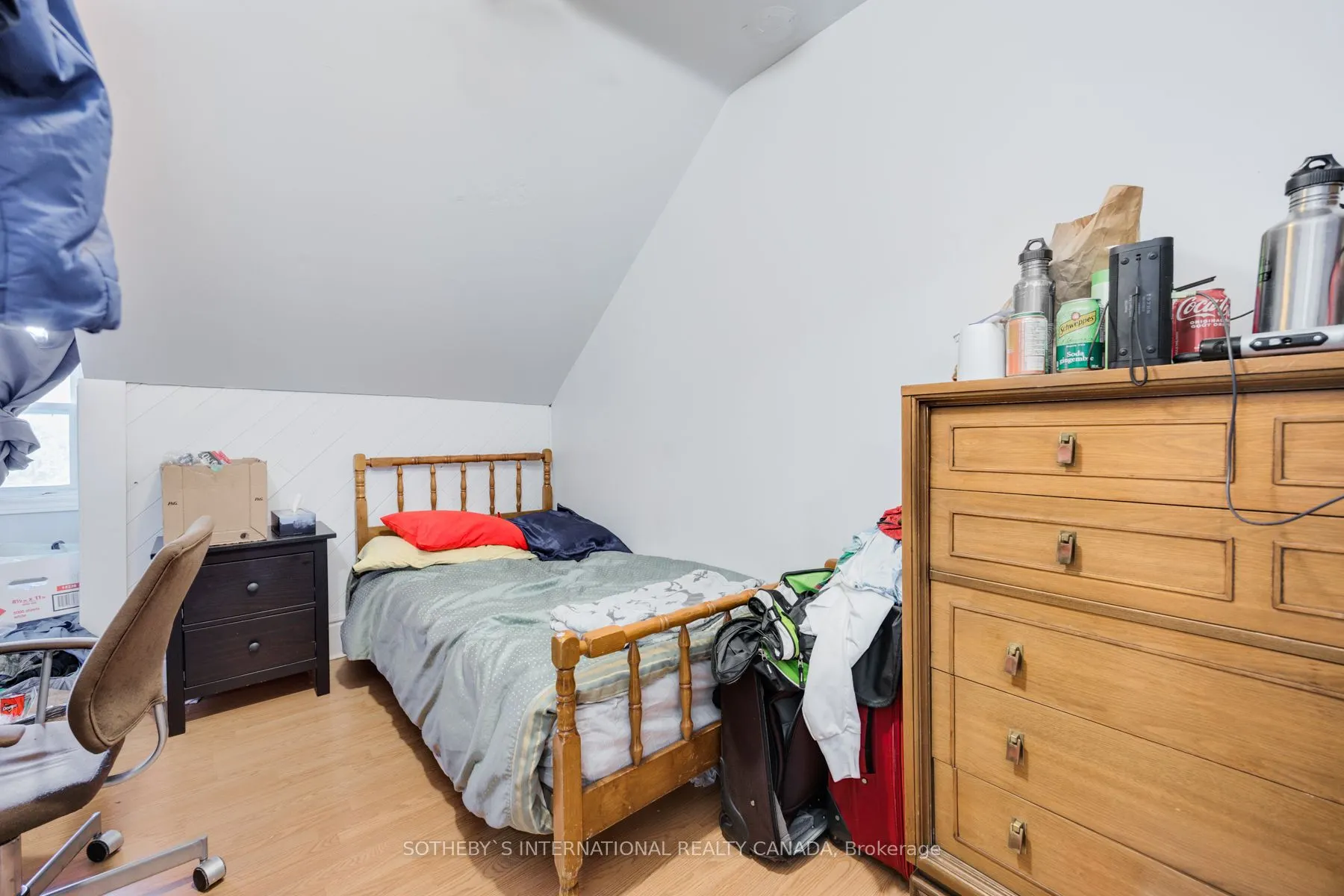 84 Durham Street W