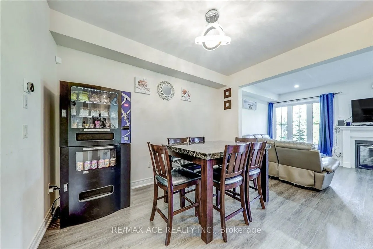 171 Snowbridge Way #26