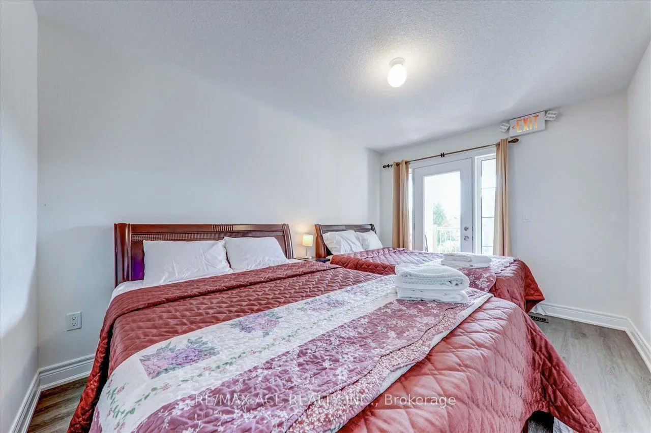 171 Snowbridge Way #26