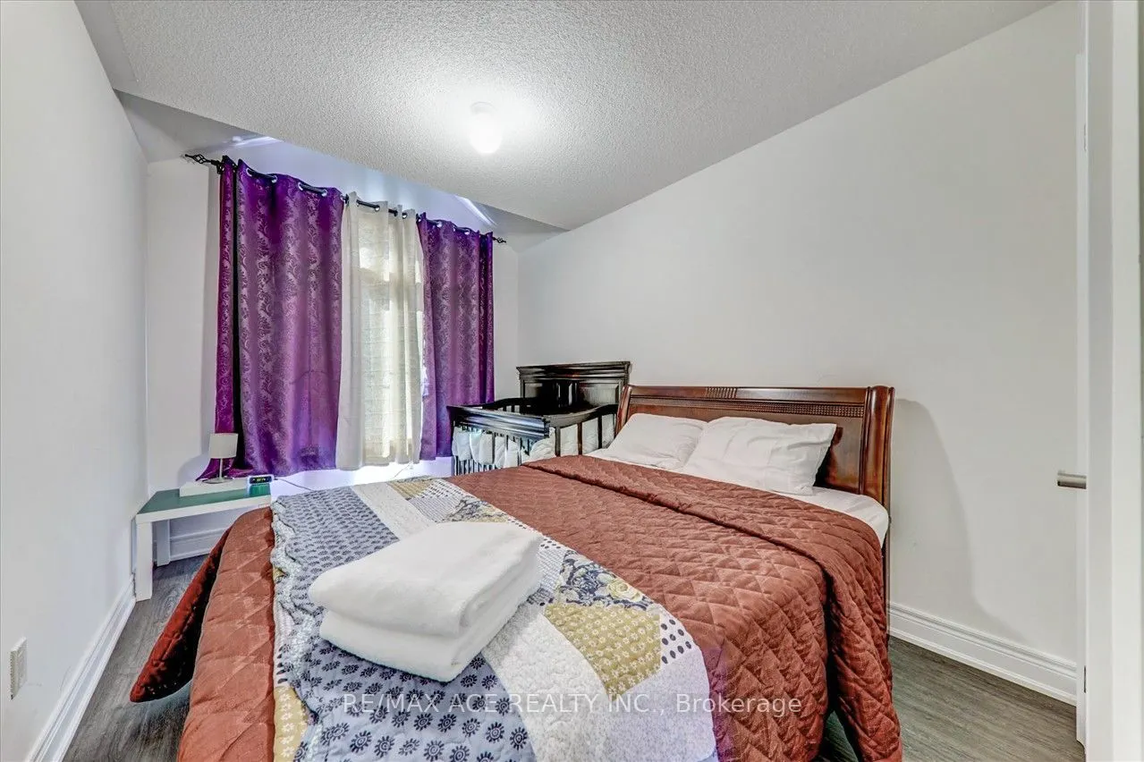 171 Snowbridge Way #26
