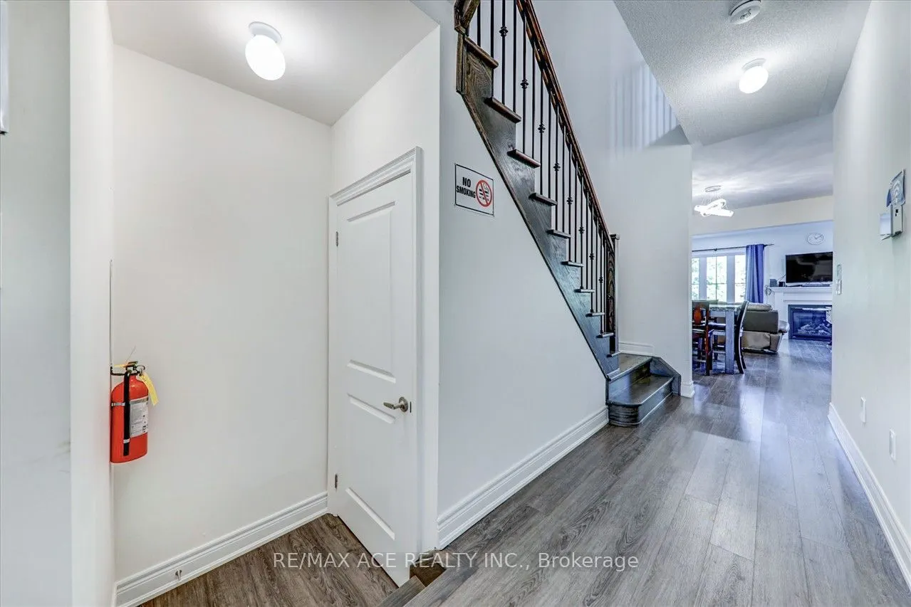 171 Snowbridge Way #26