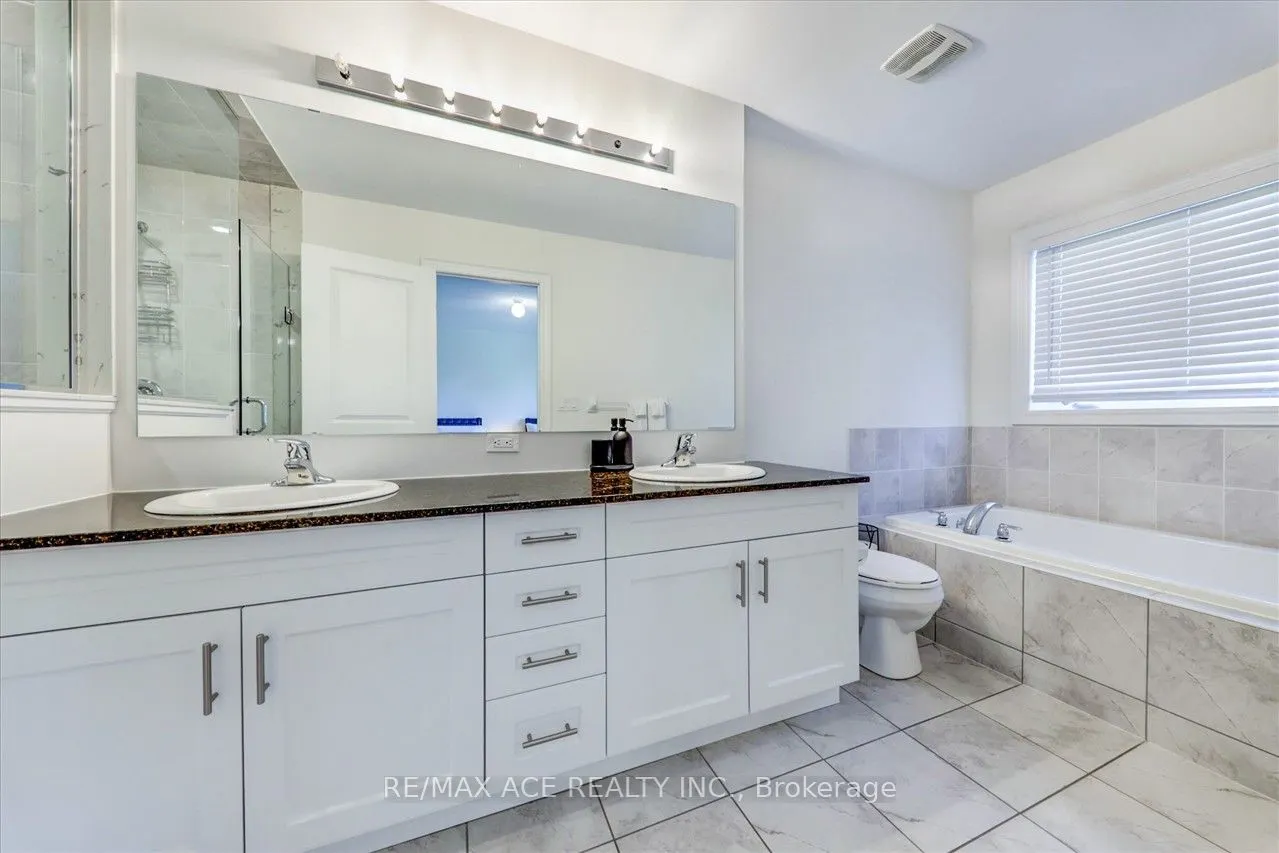 171 Snowbridge Way #26