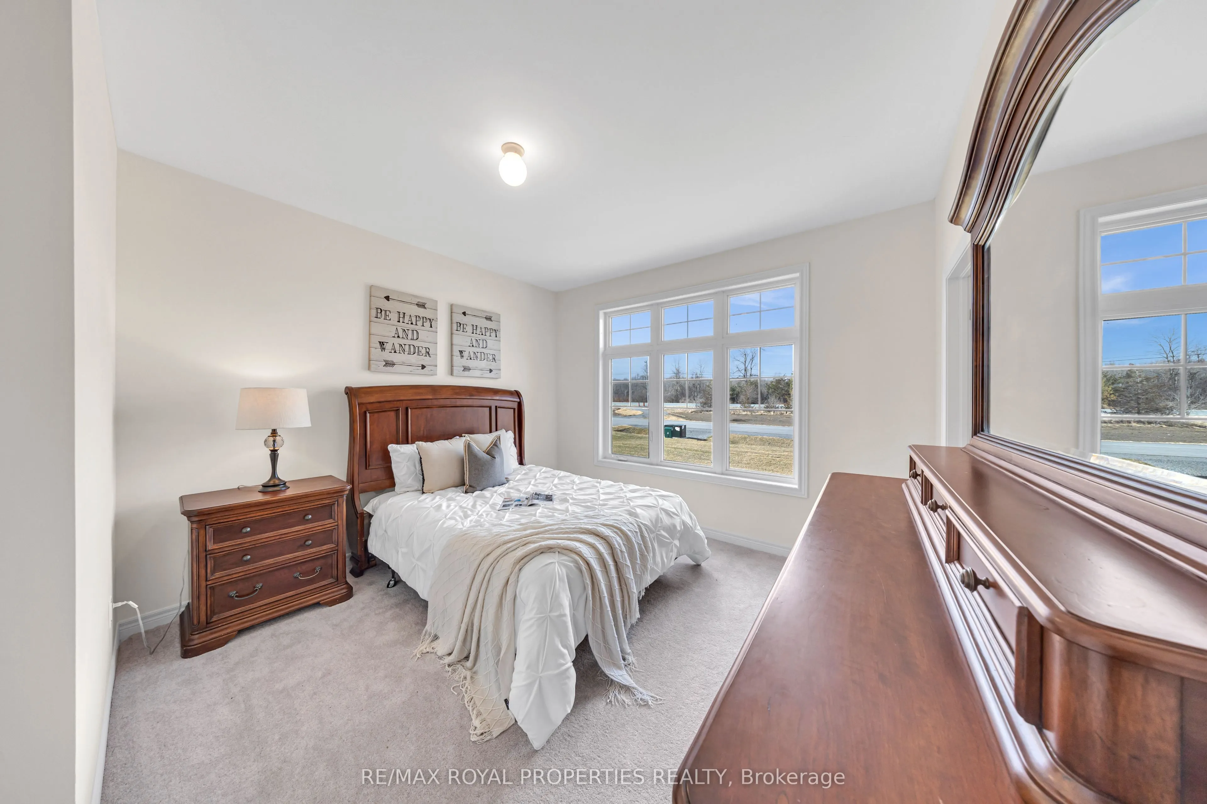 8 Skyvue Crescent