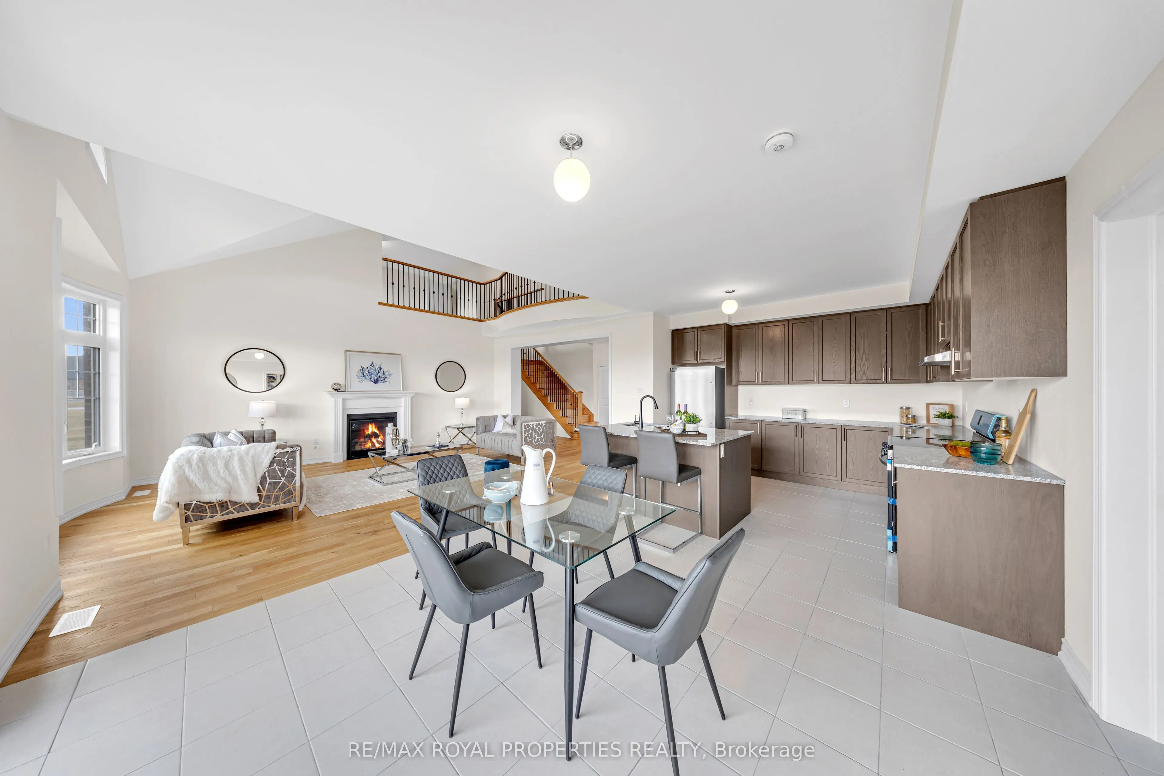 8 Skyvue Crescent