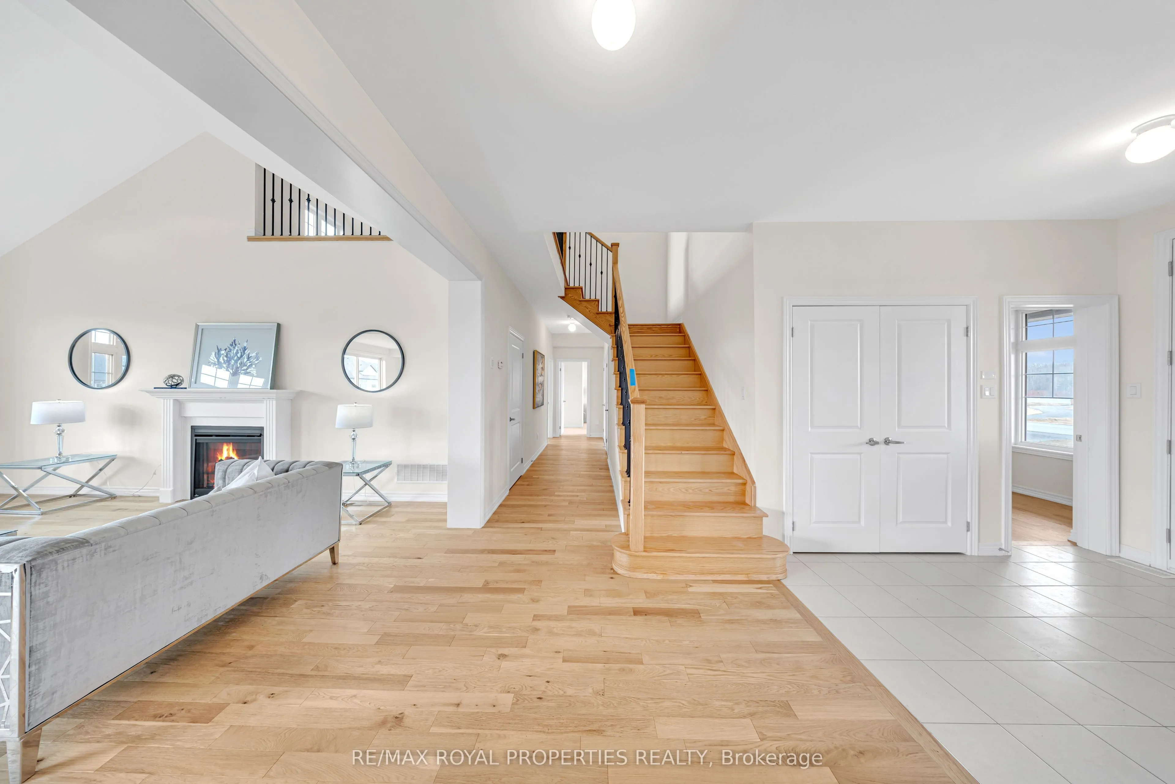 8 Skyvue Crescent