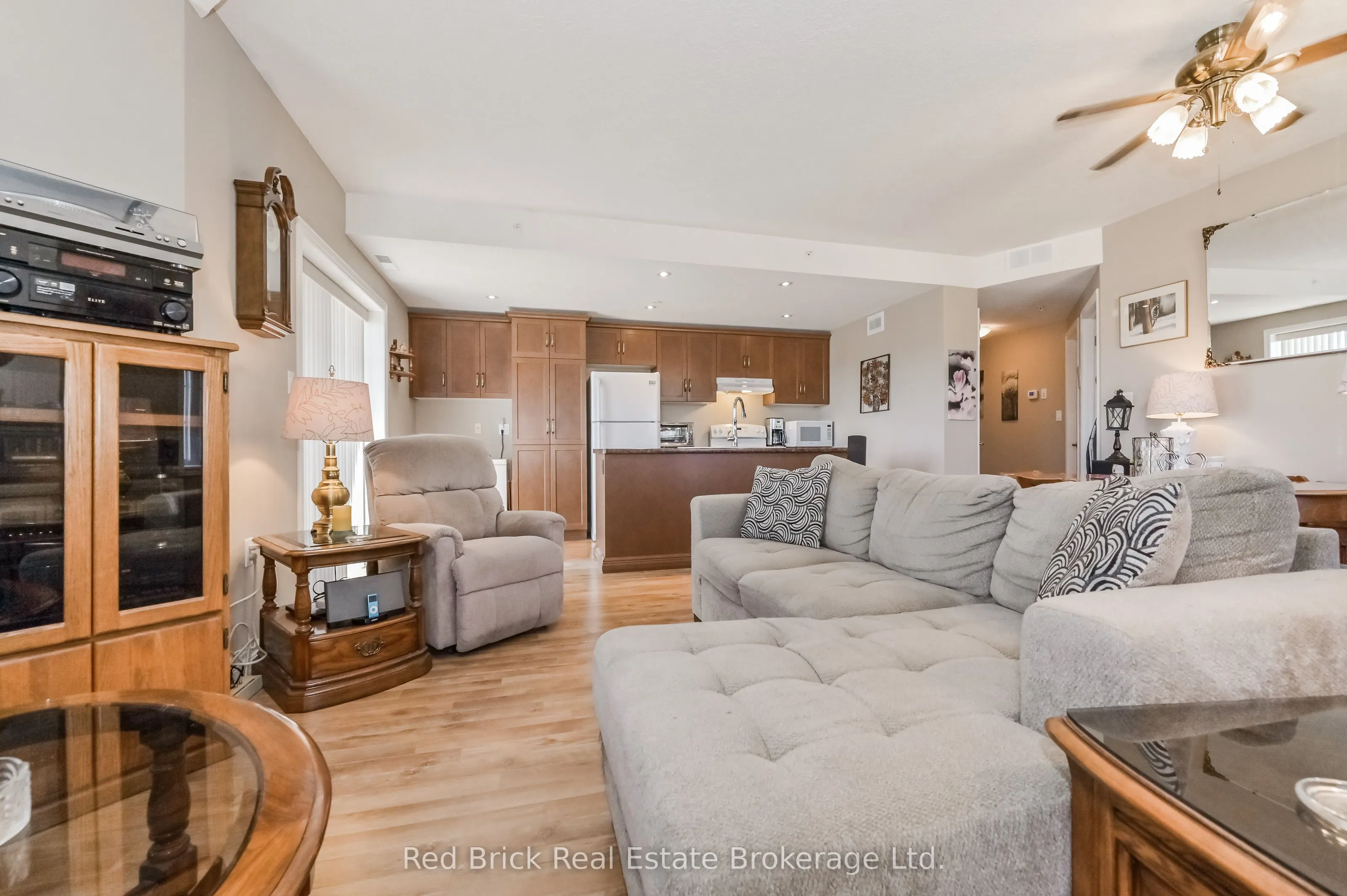 6492 Gerrie Road #207
