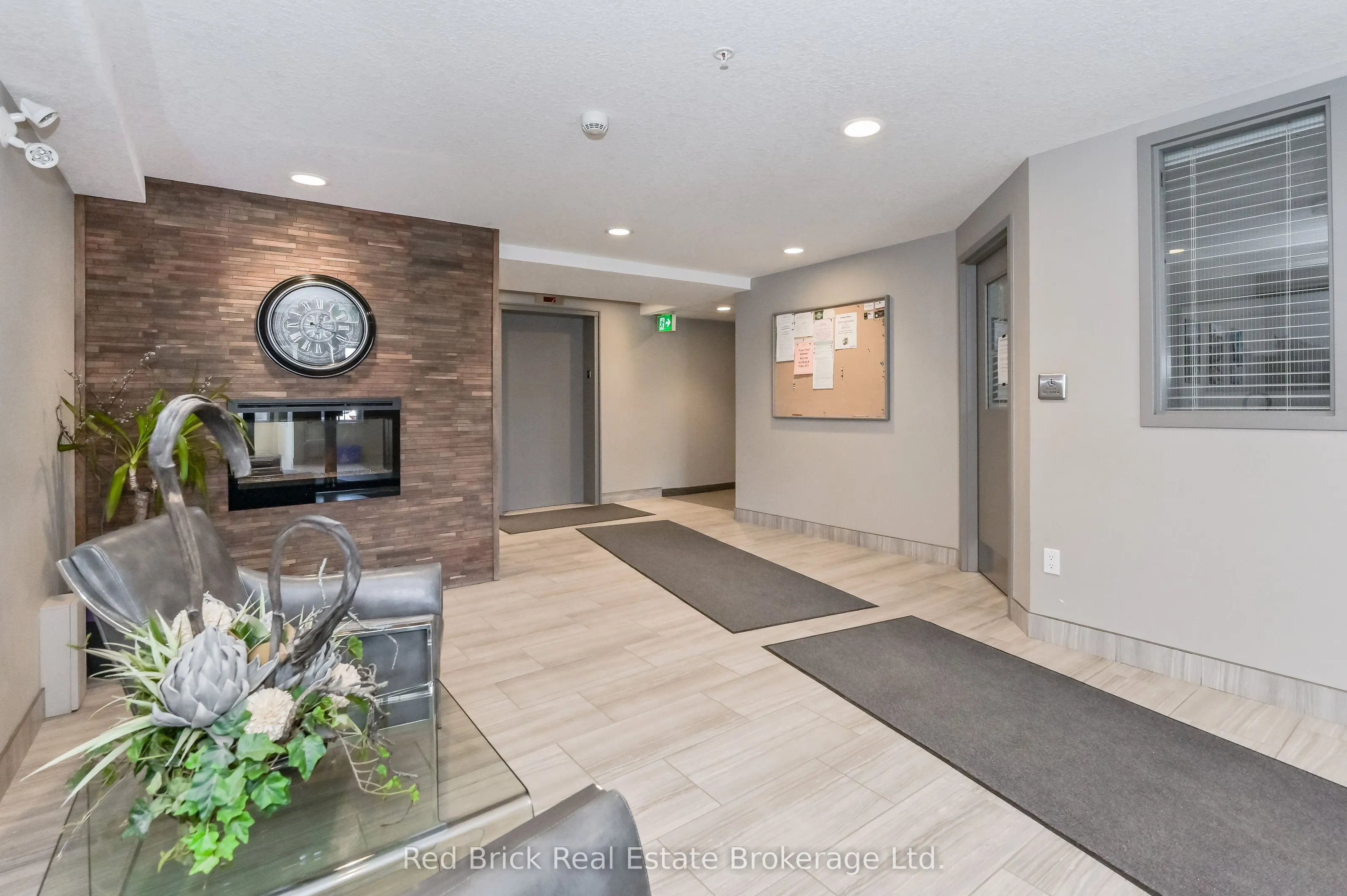 6492 Gerrie Road #207