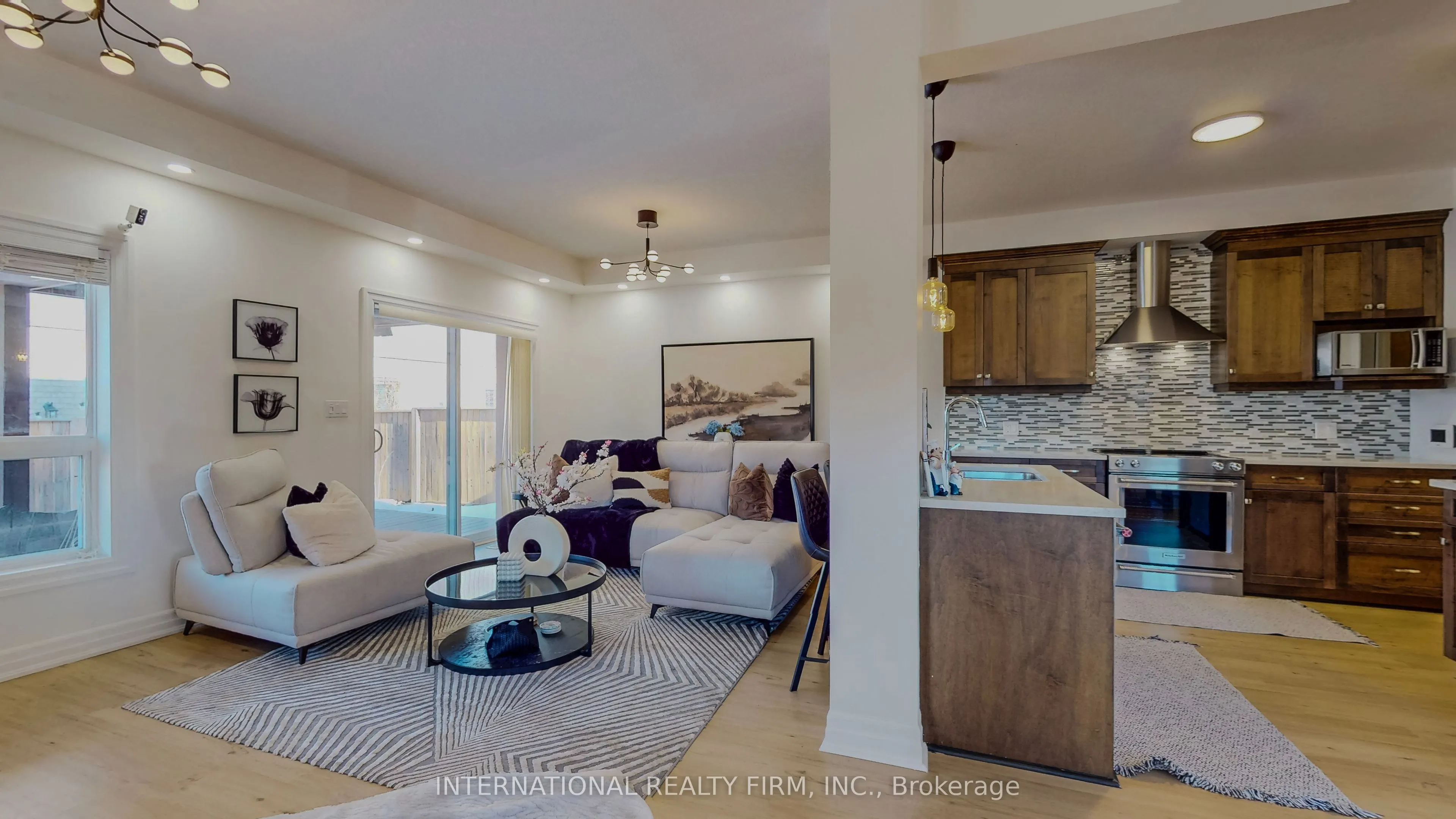 275 Falconridge Drive