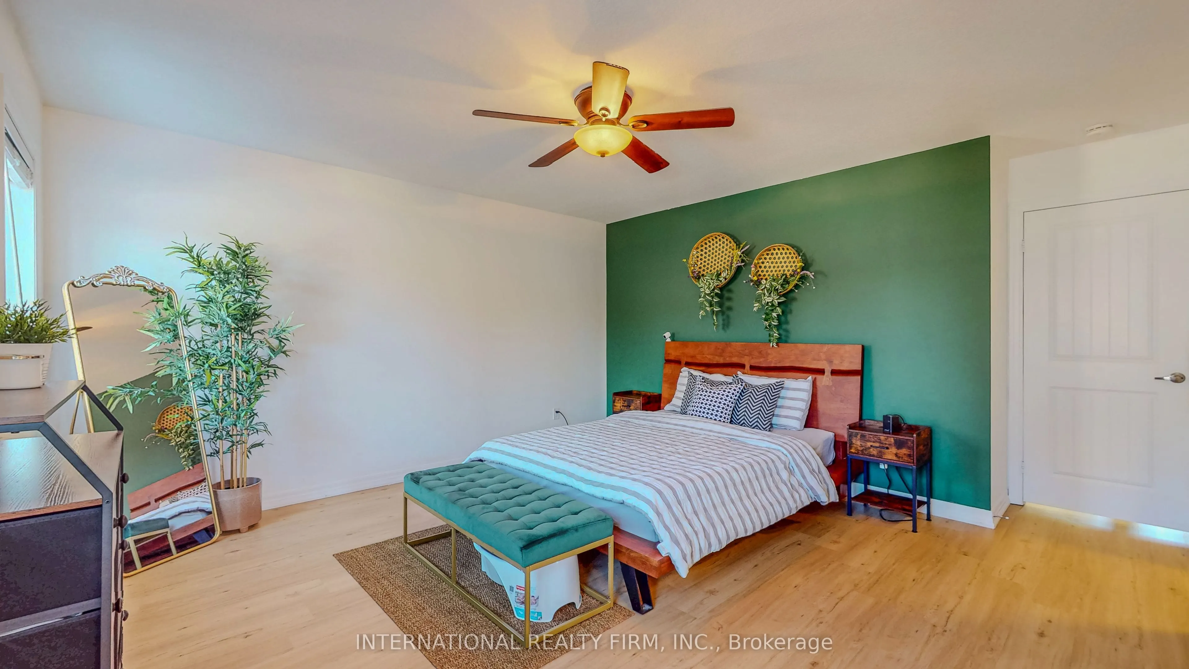 275 Falconridge Drive