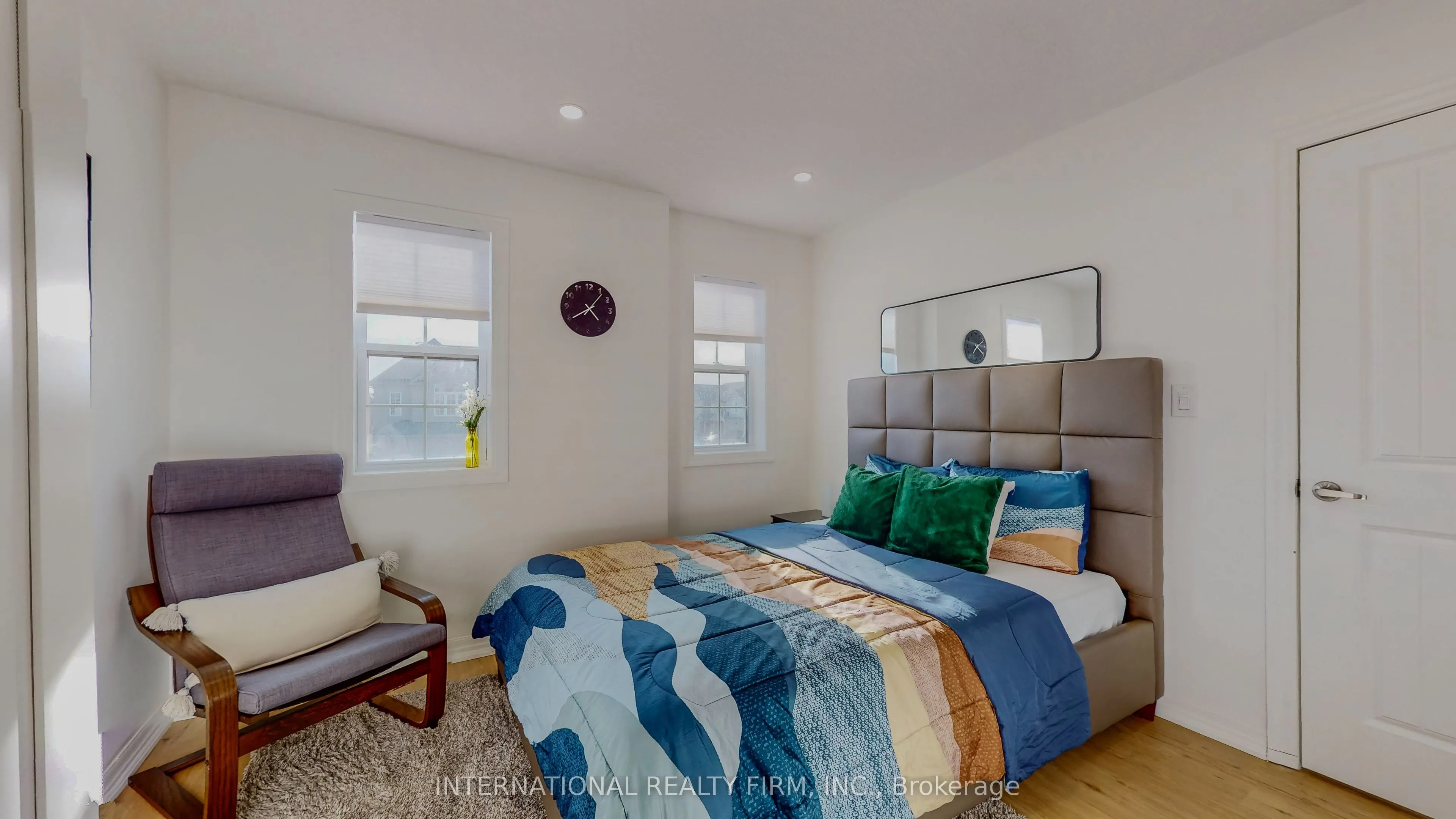 275 Falconridge Drive
