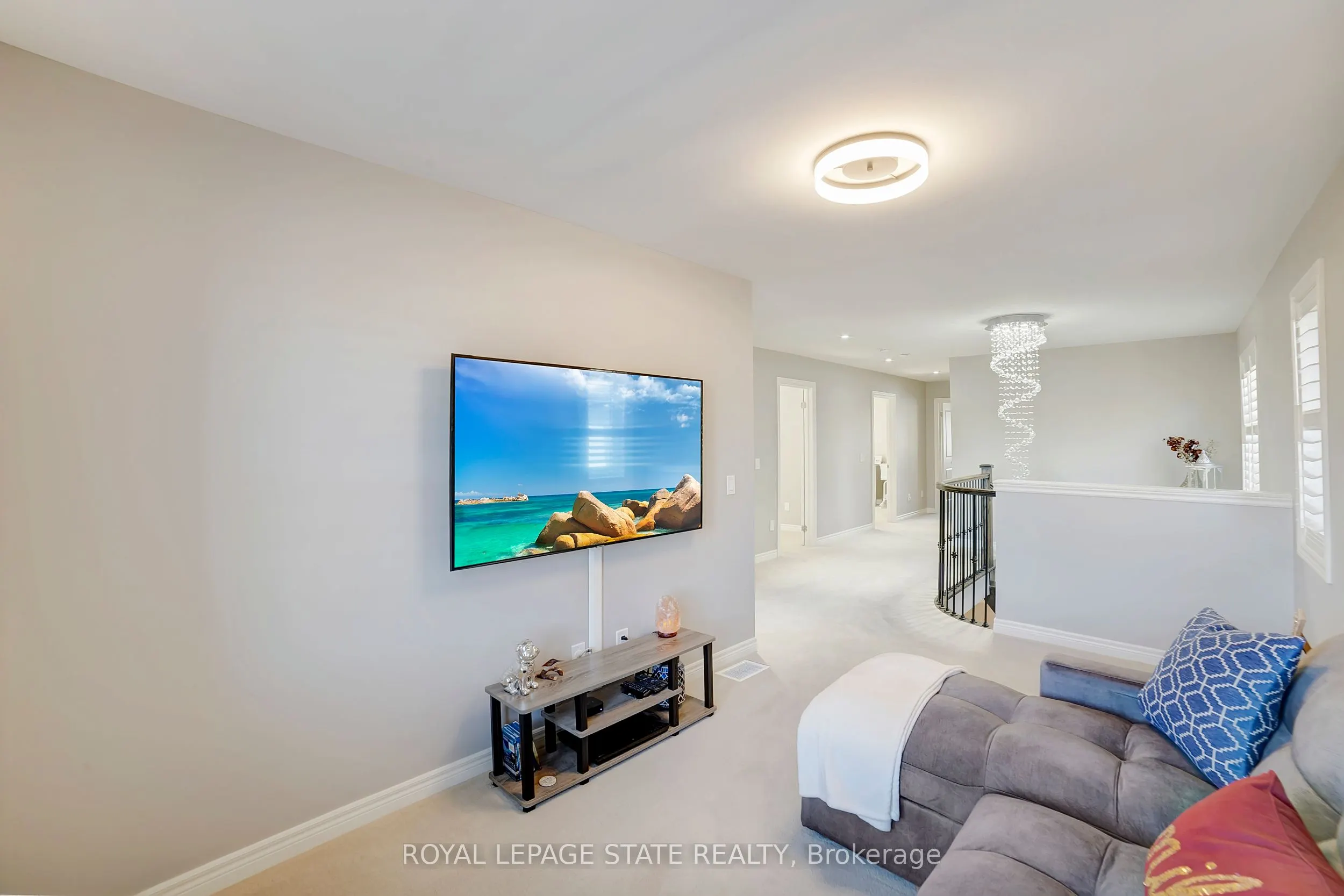 51 Narbonne Crescent