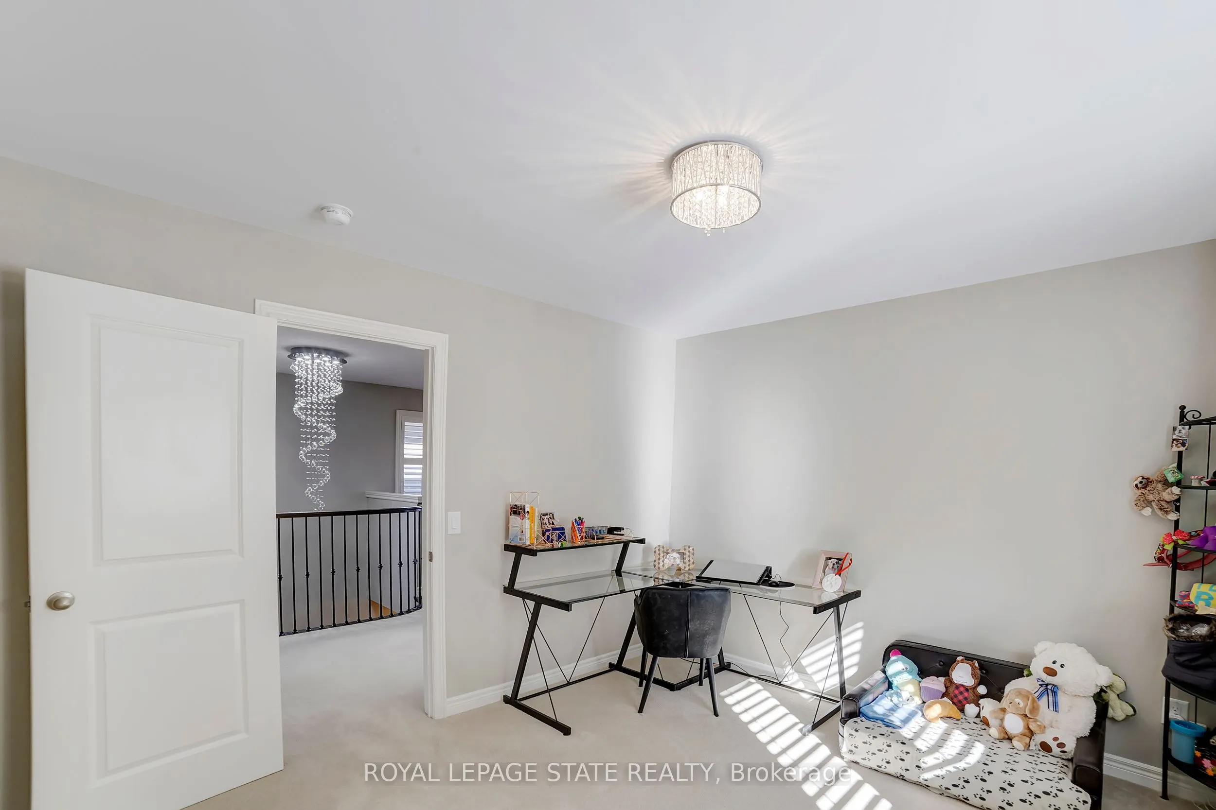 51 Narbonne Crescent