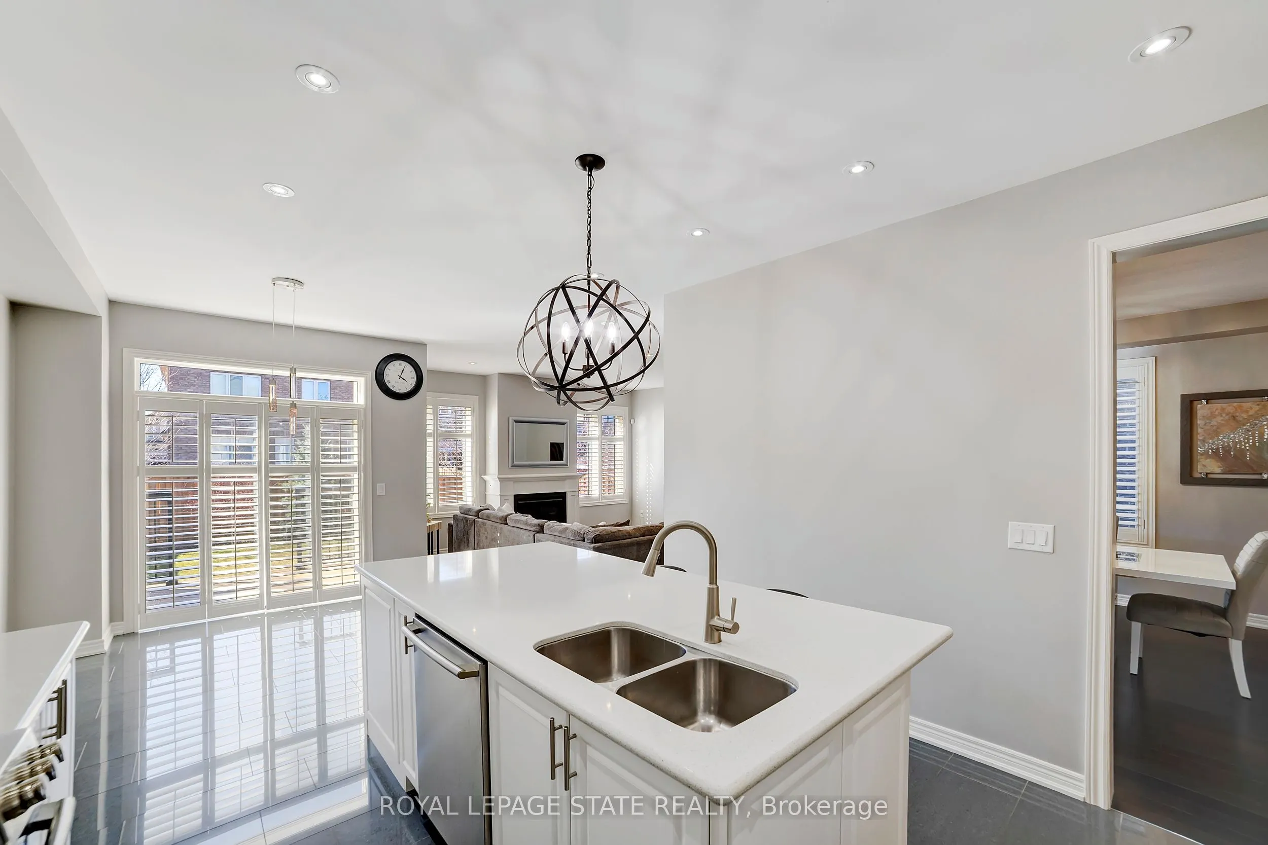 51 Narbonne Crescent