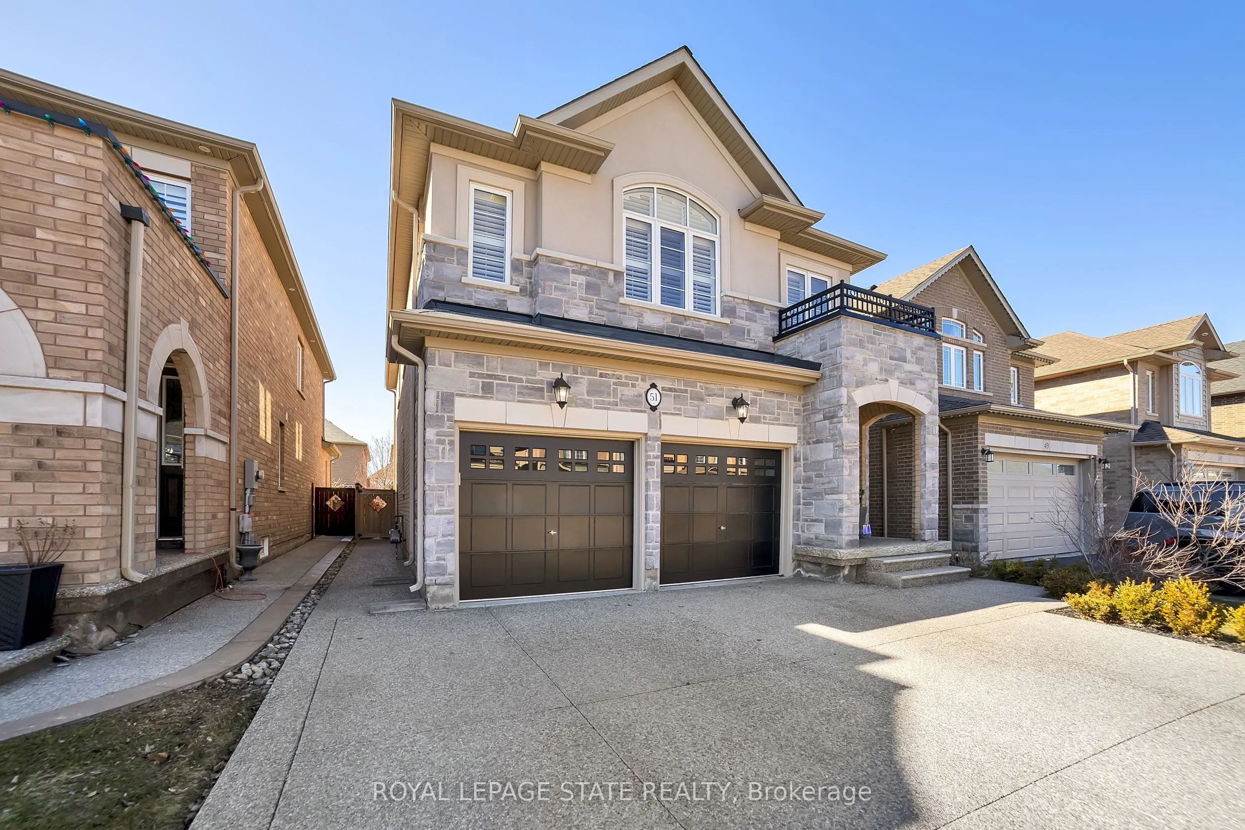 51 Narbonne Crescent