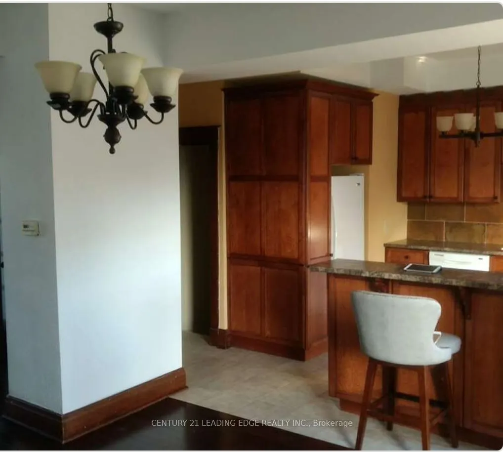 323 Queenston Road