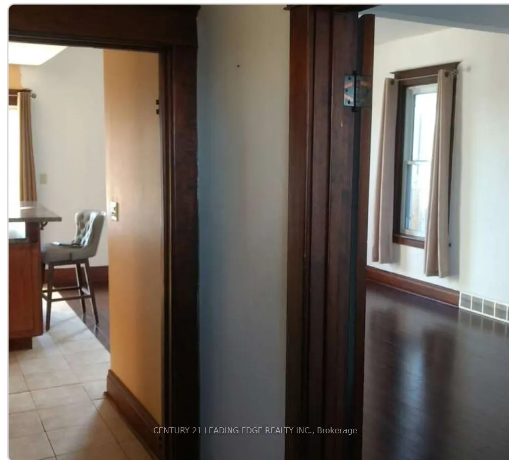 323 Queenston Road