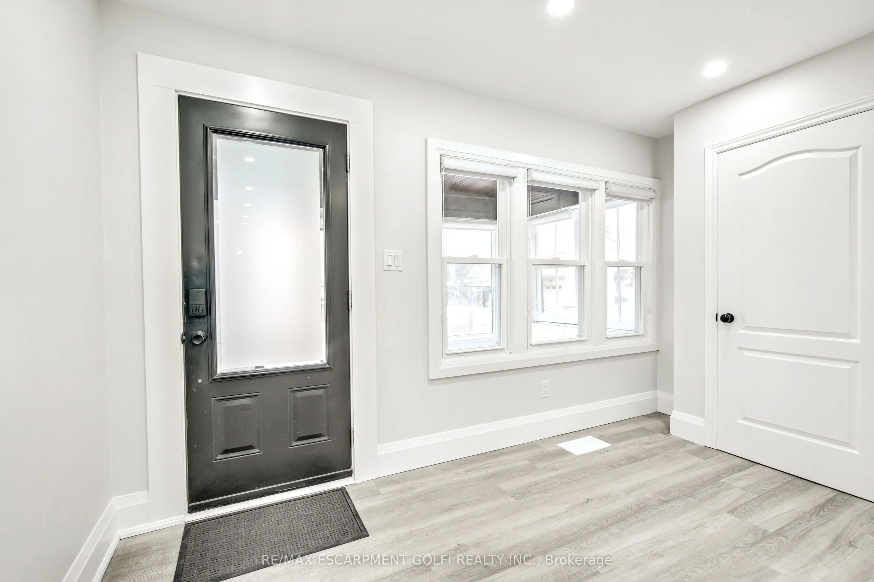 3 Wardrope Avenue
