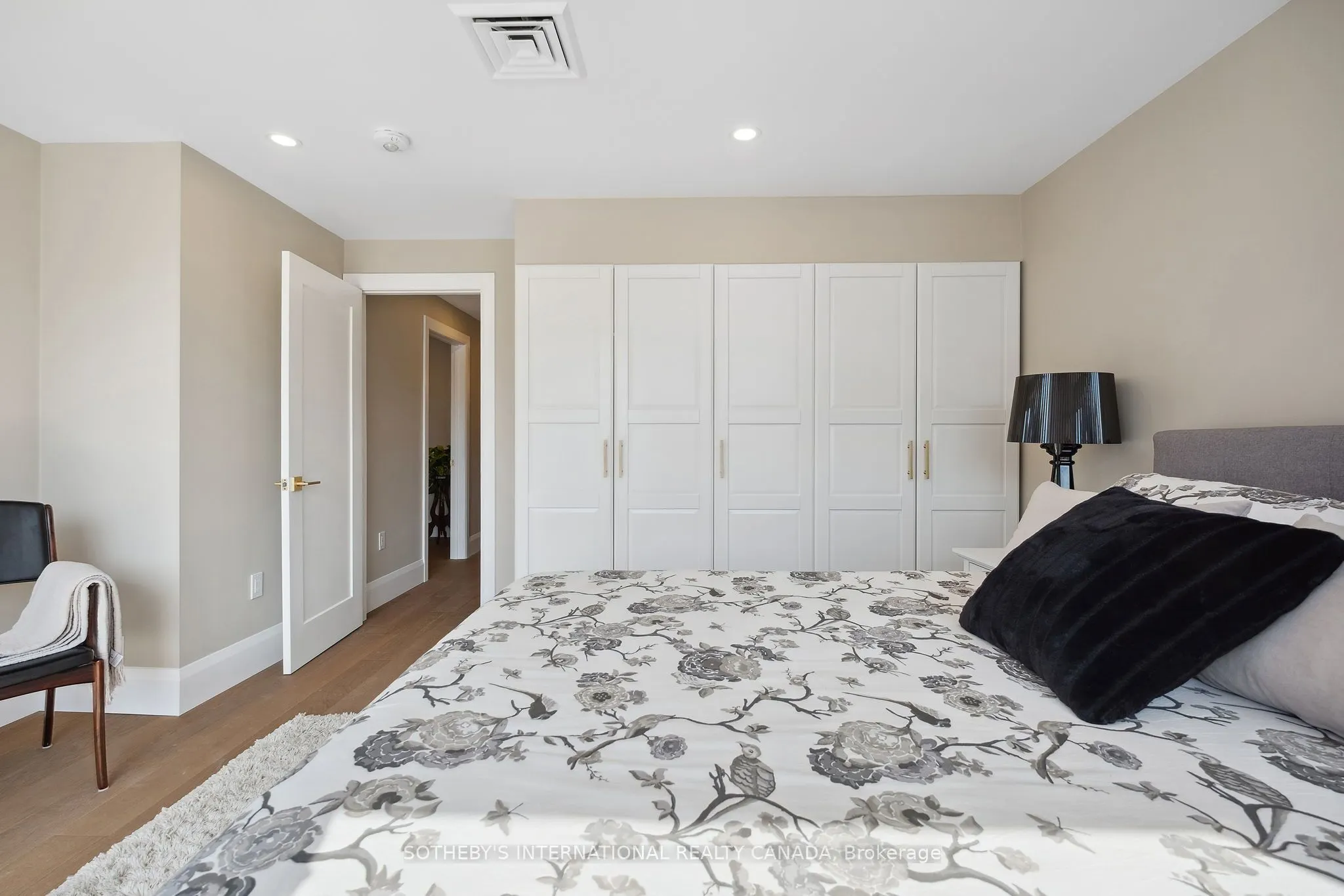 30 Front Street #401