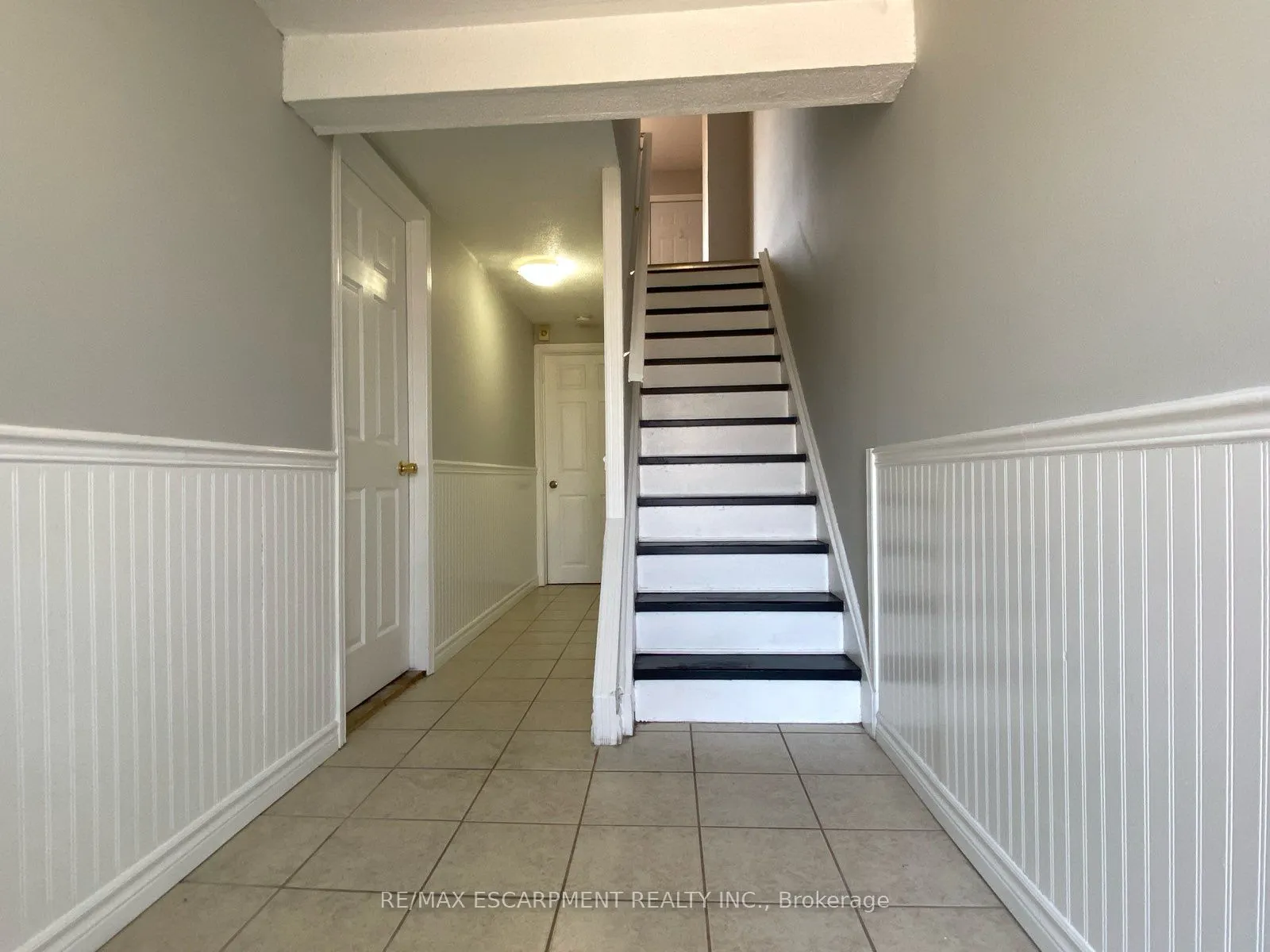 1025 Upper Gage Avenue, #3