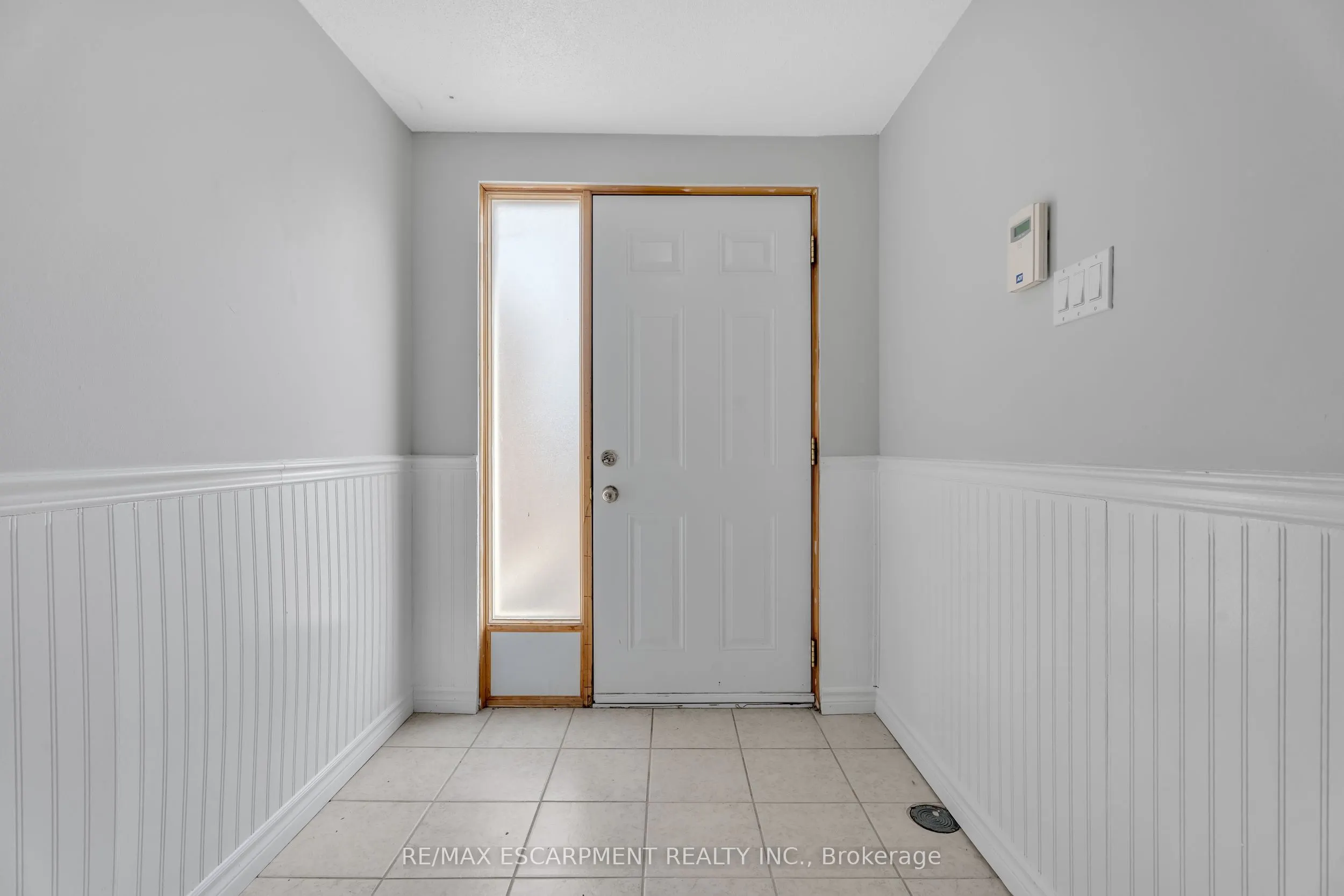 1025 Upper Gage Avenue, #3