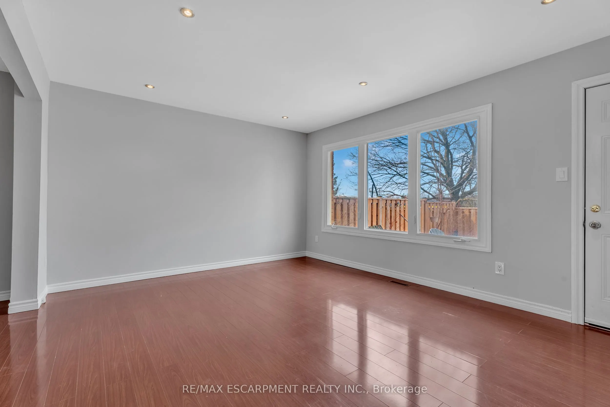 1025 Upper Gage Avenue, #3