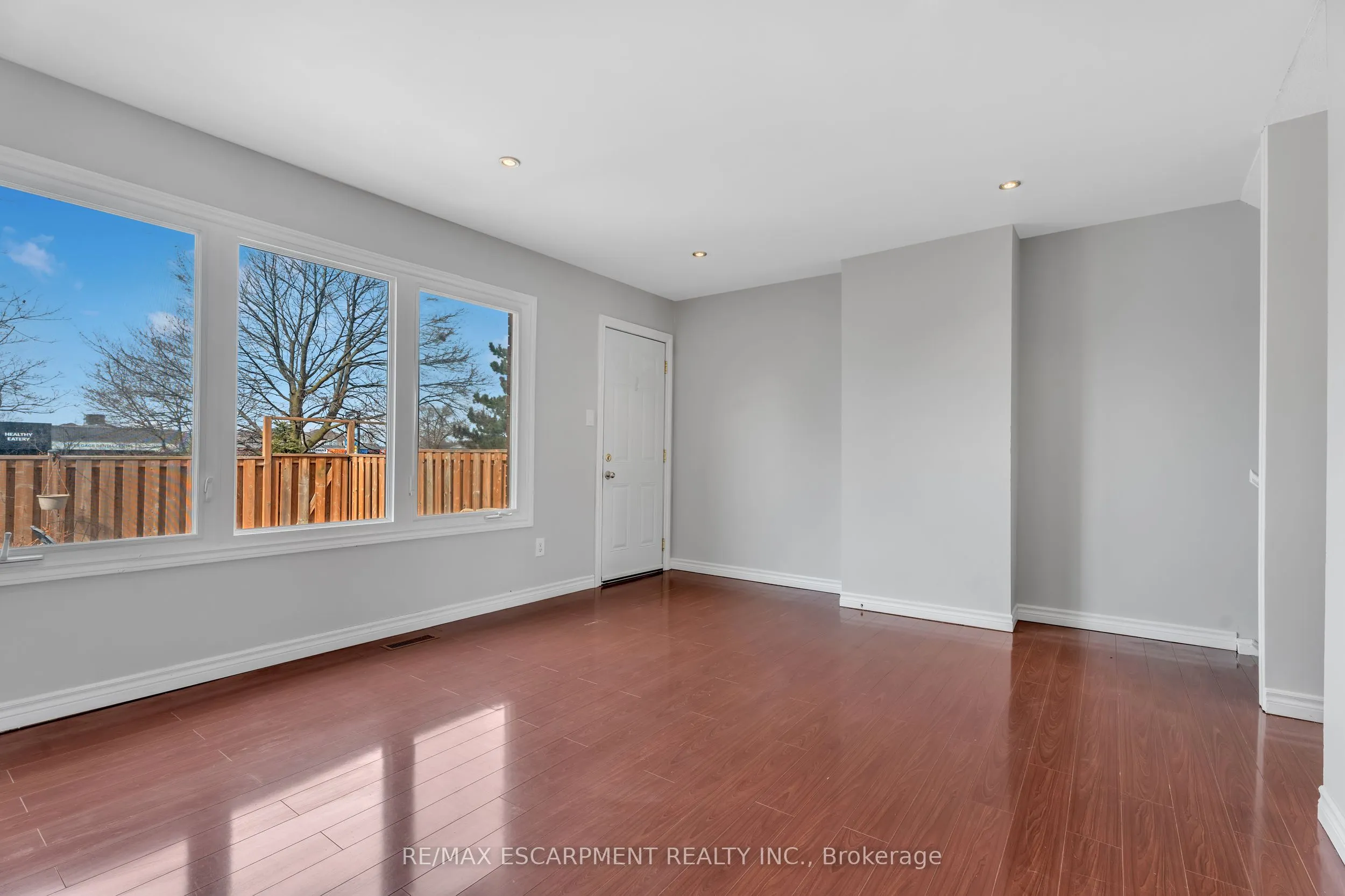 1025 Upper Gage Avenue, #3