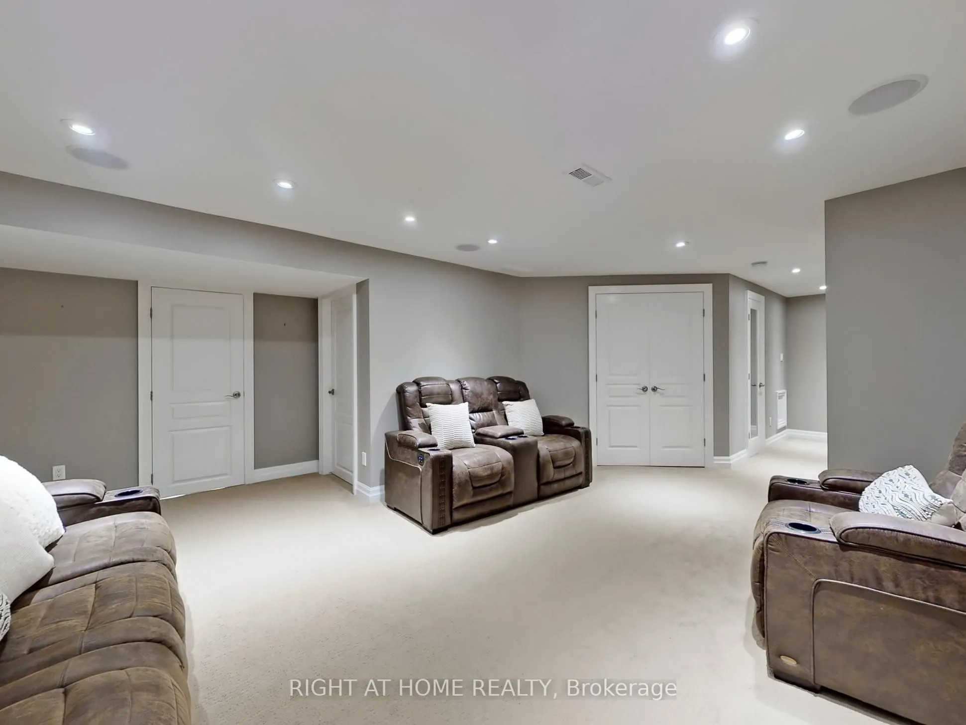 98 Willow Lane