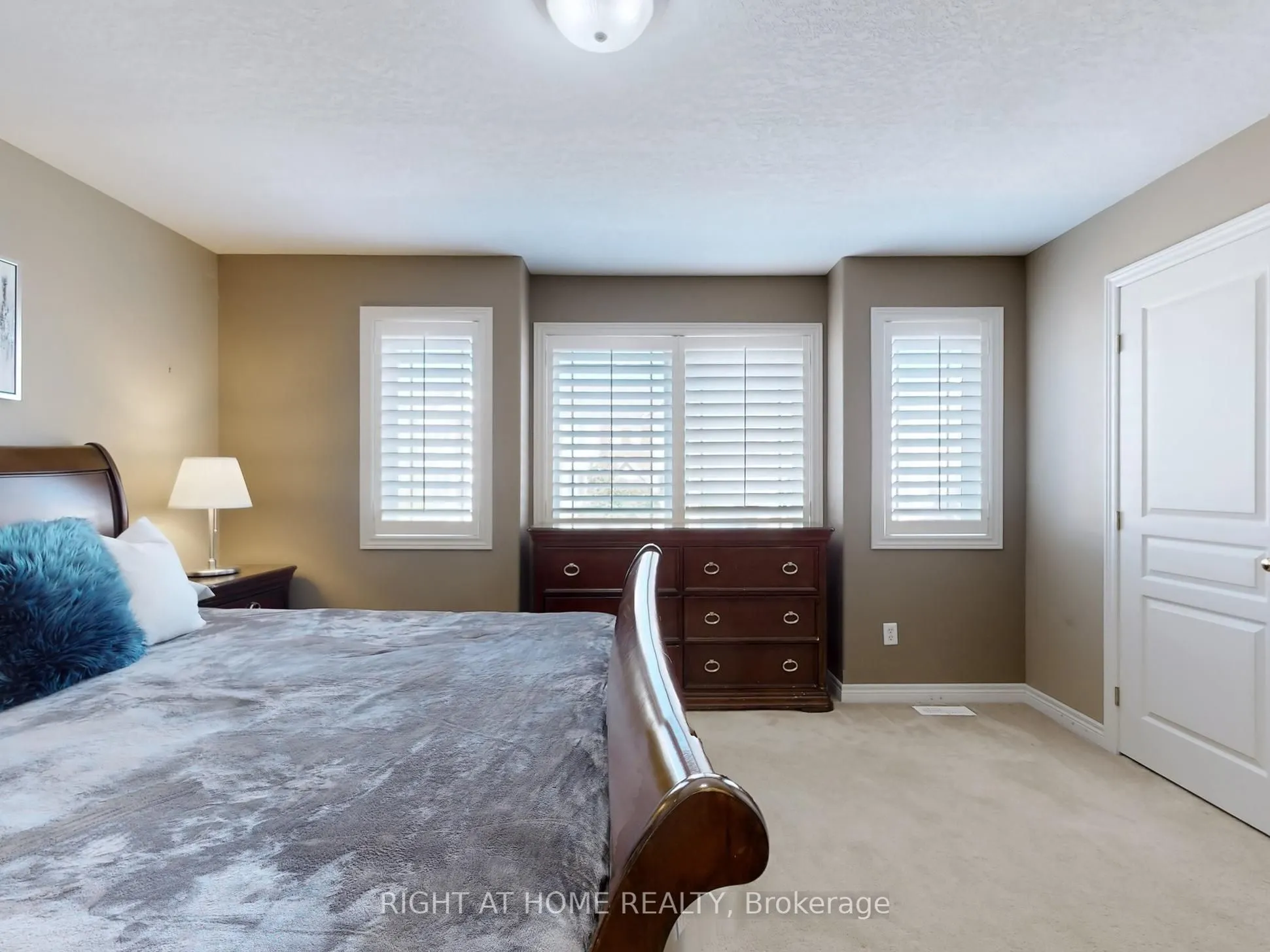 98 Willow Lane