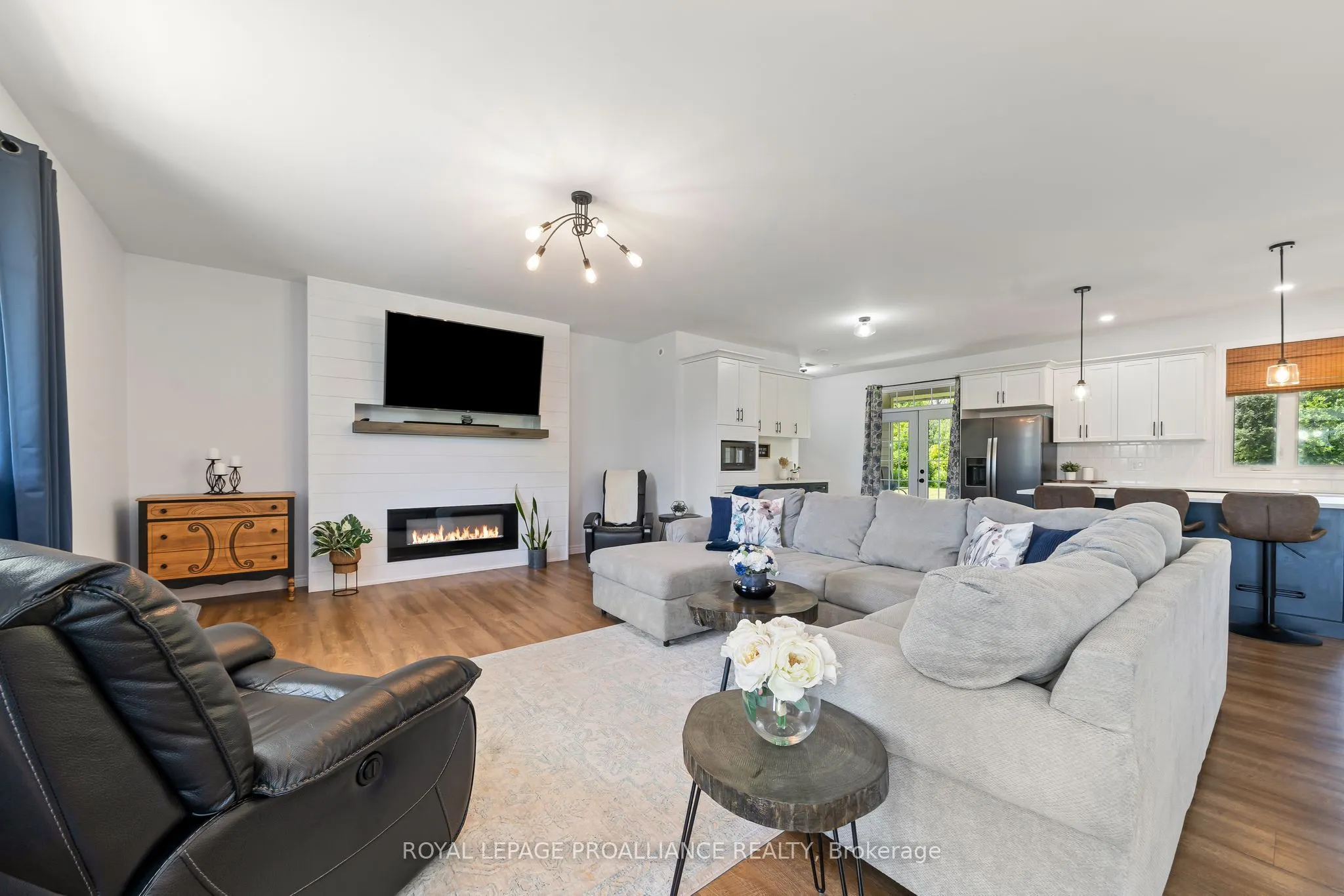 190 Lakeshore Road