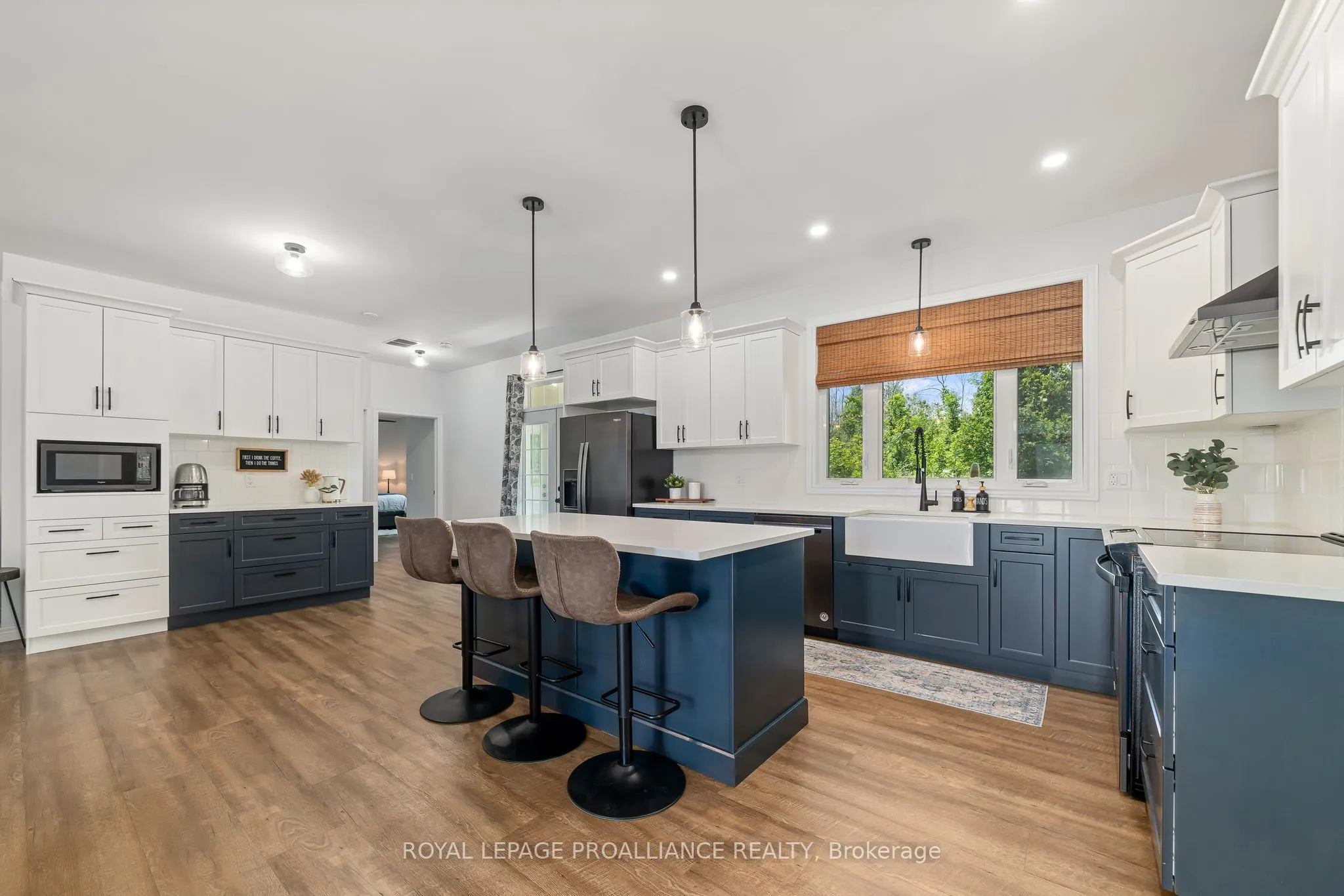 190 Lakeshore Road