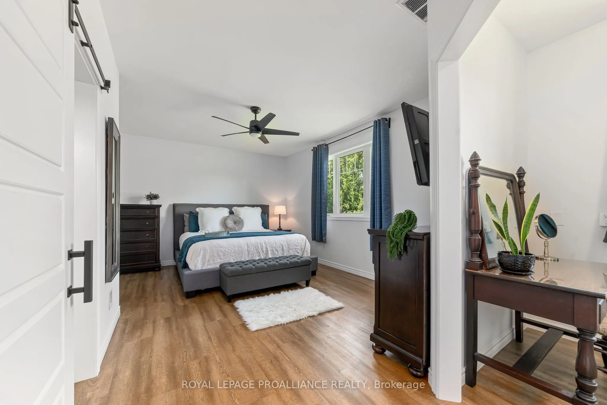 190 Lakeshore Road