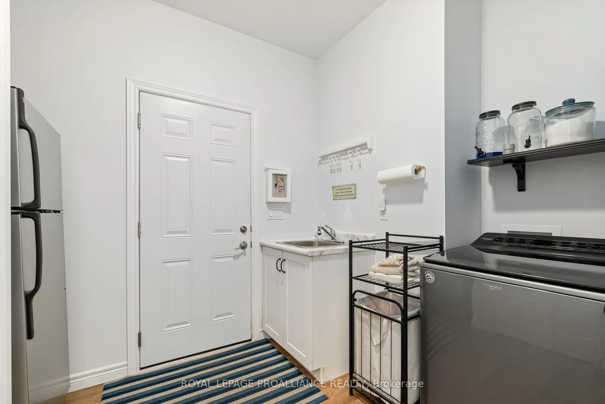 190 Lakeshore Road
