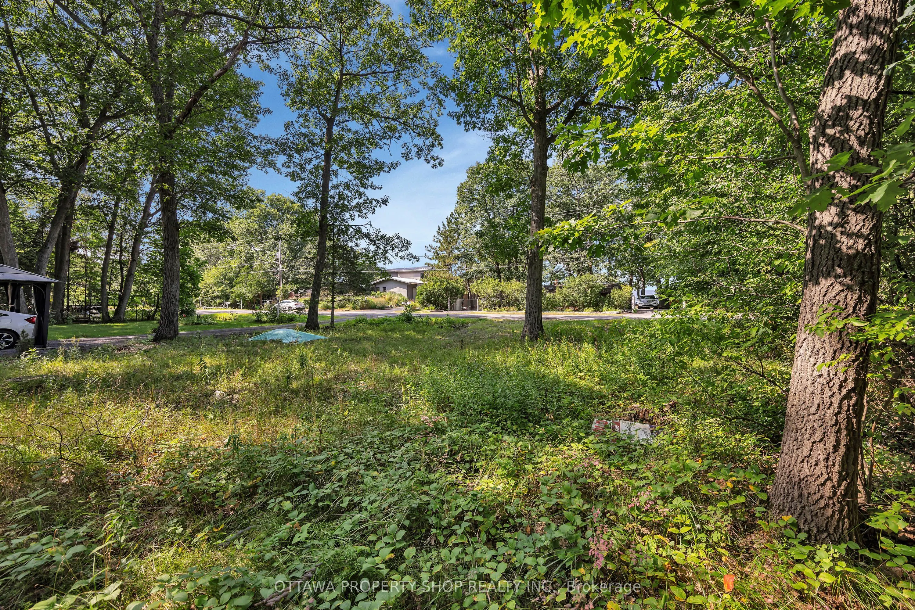 675 Bayview Drive