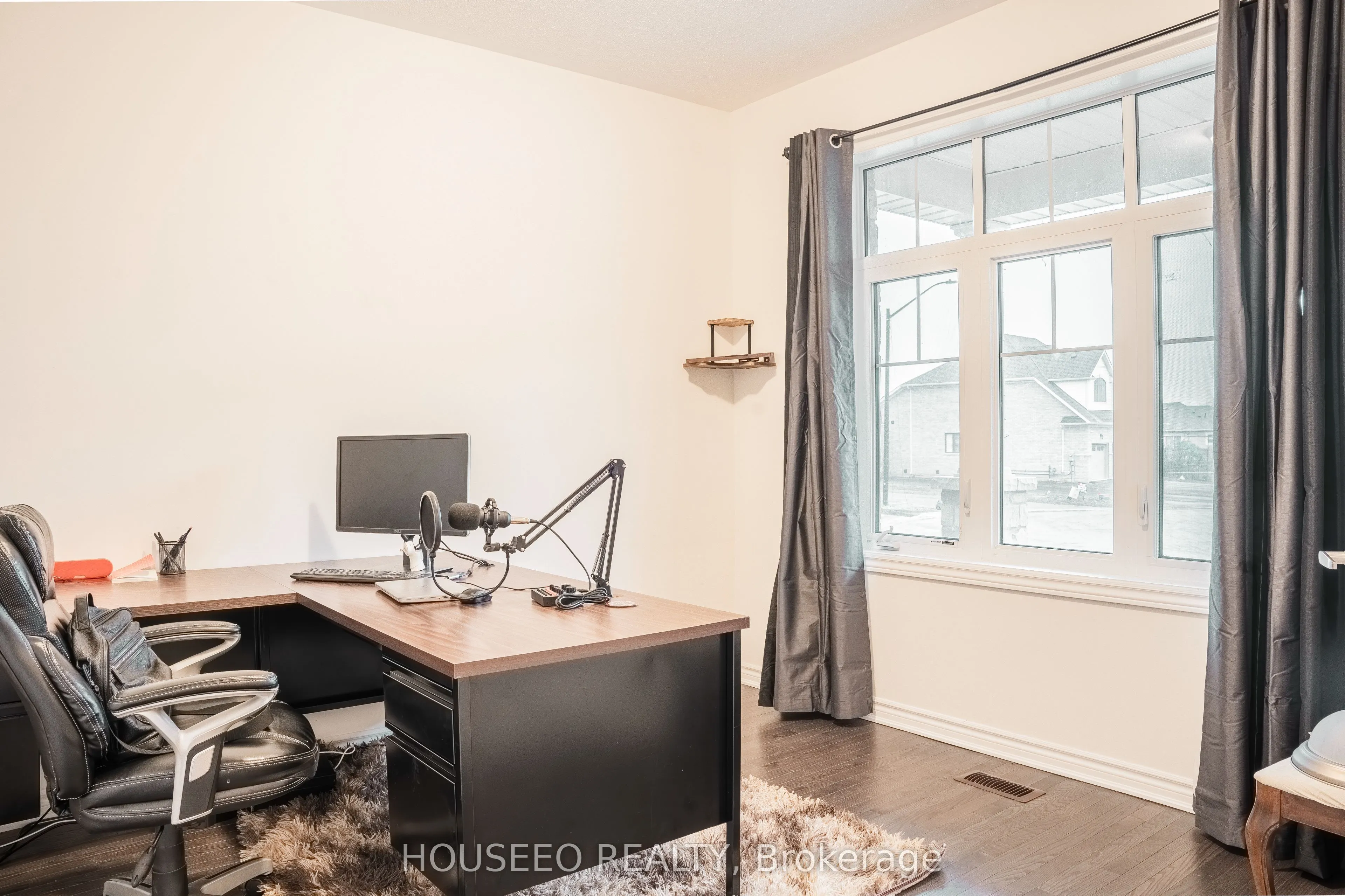 58 Oriole Crescent