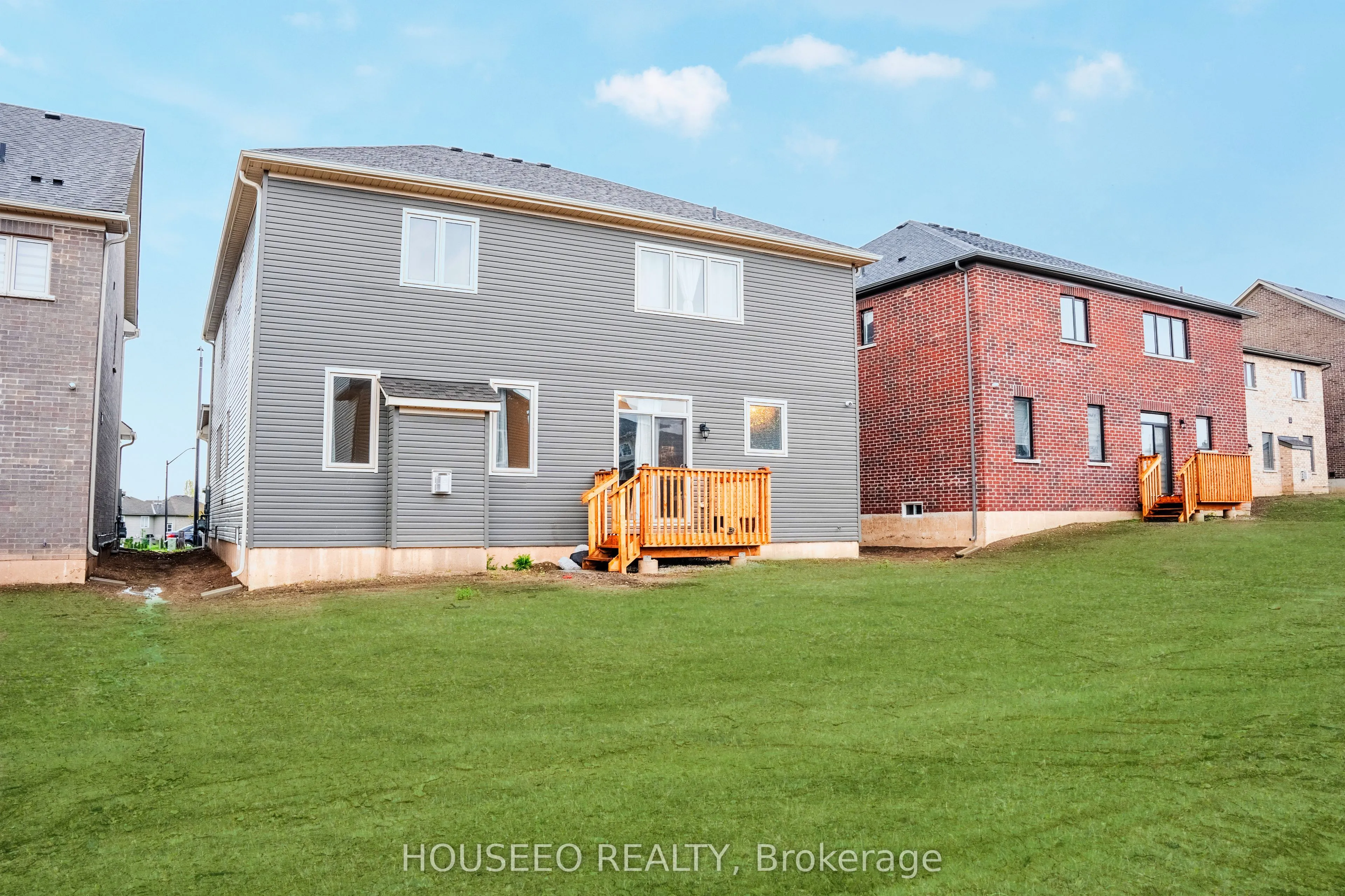58 Oriole Crescent