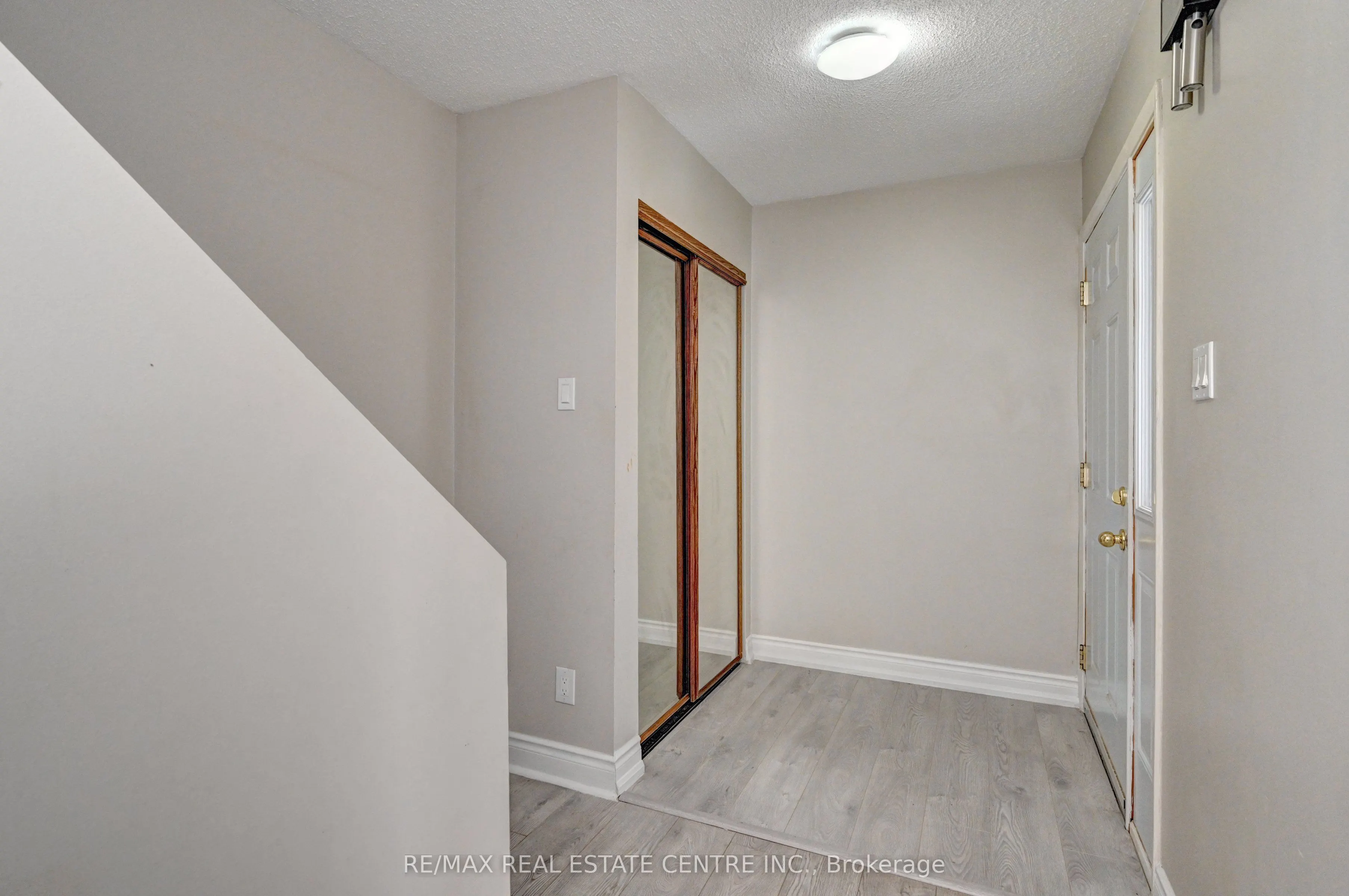 405 Keats Way #2