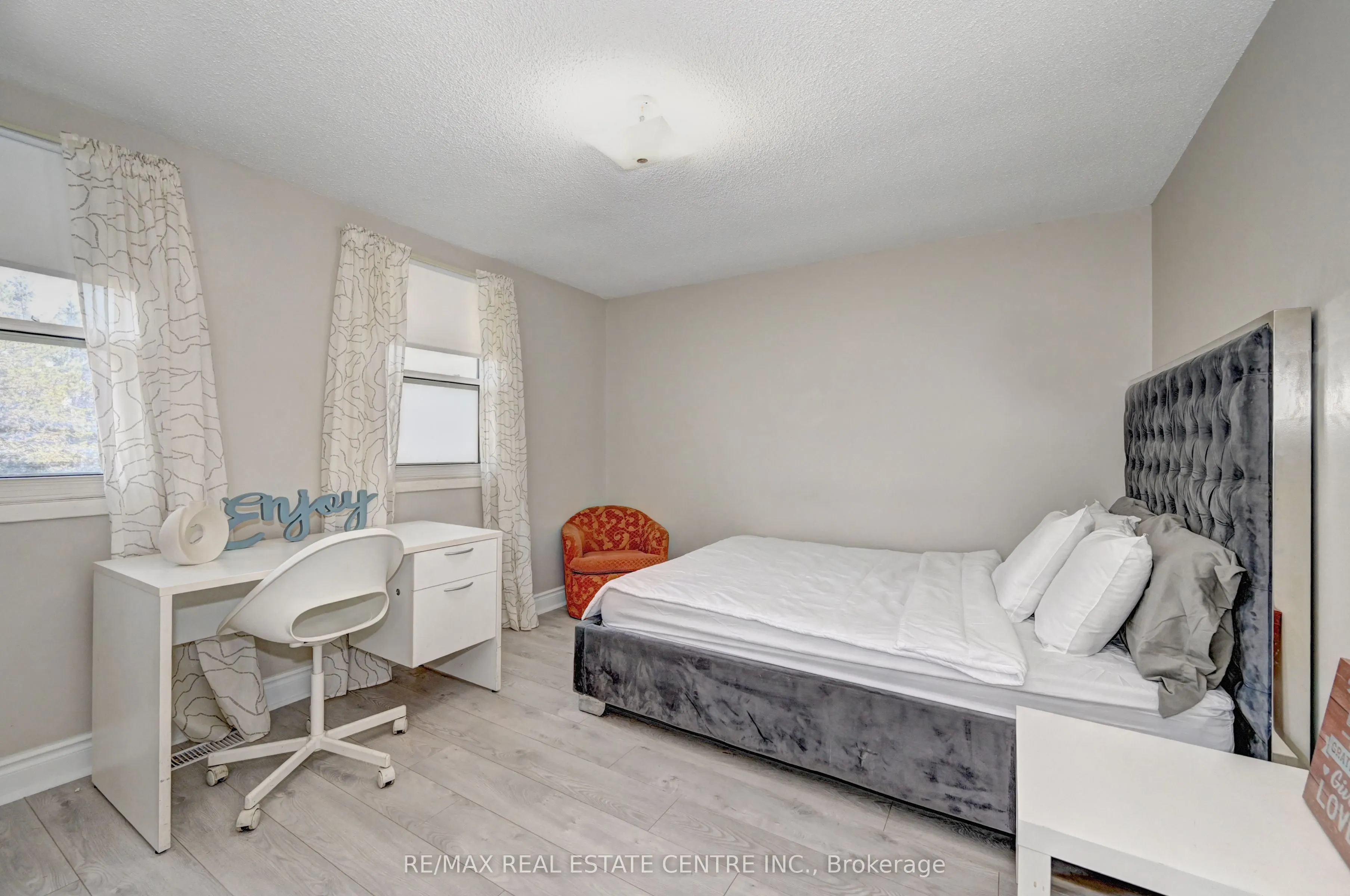405 Keats Way #2