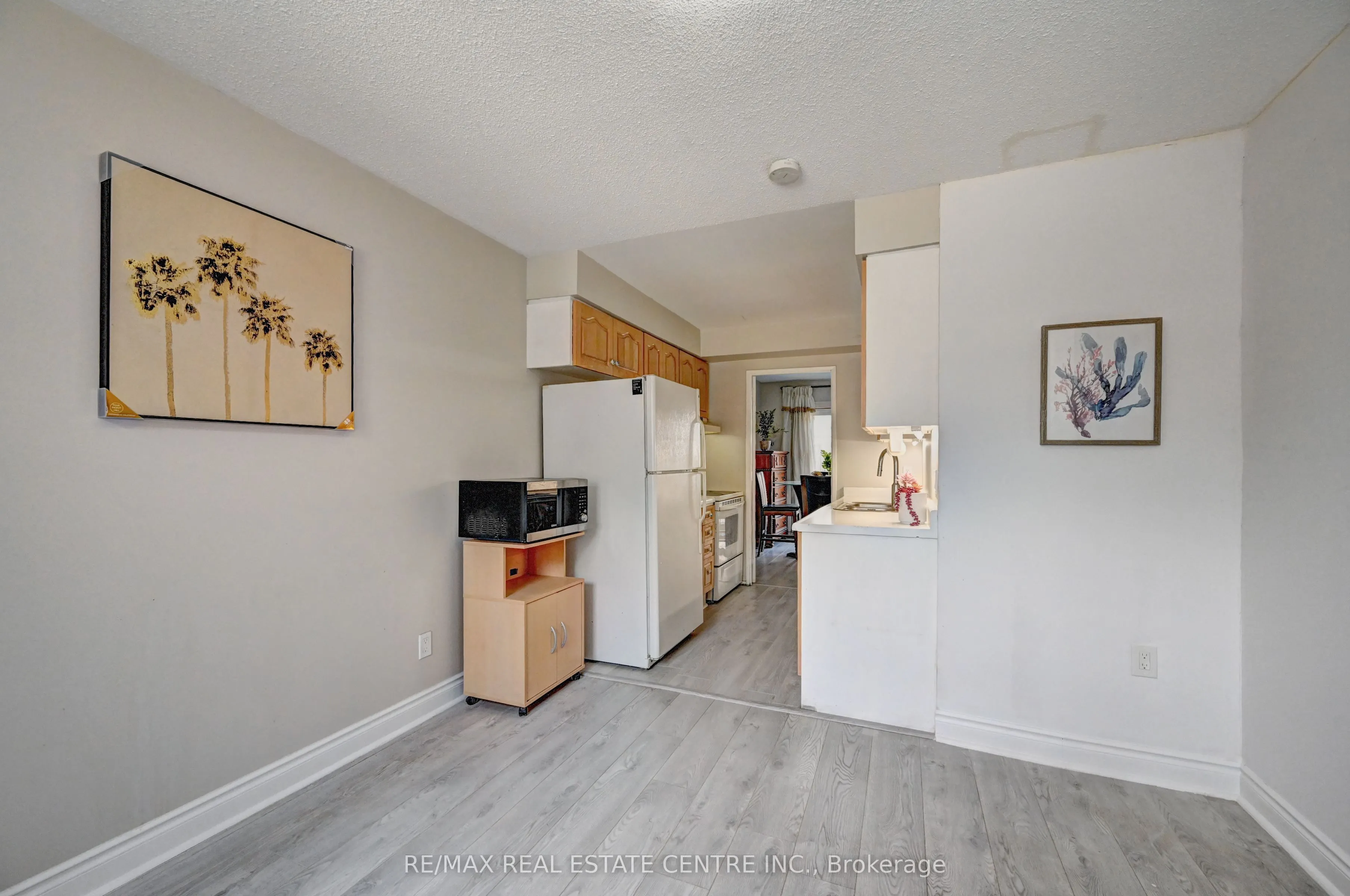 405 Keats Way #2