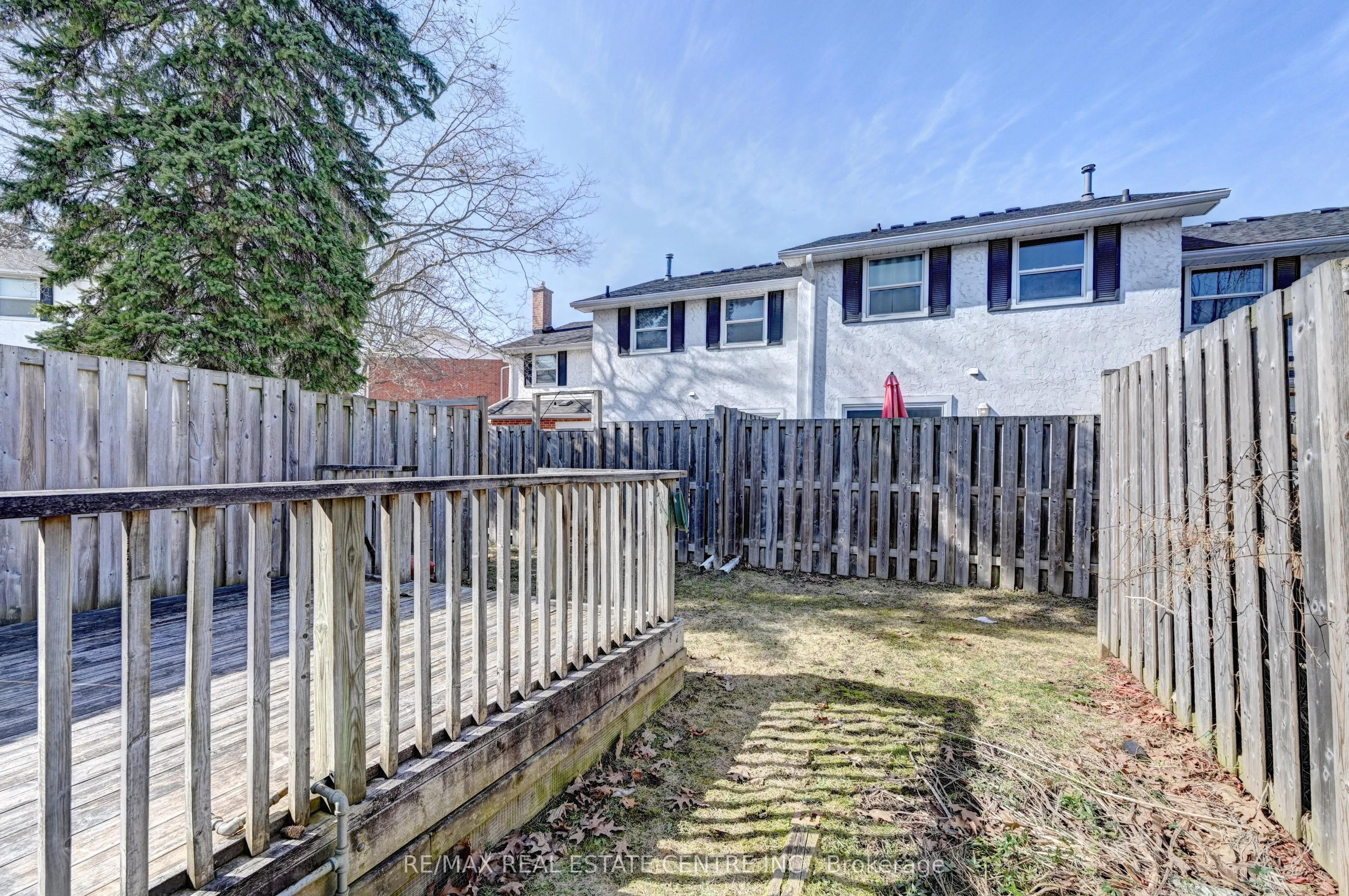 405 Keats Way #2