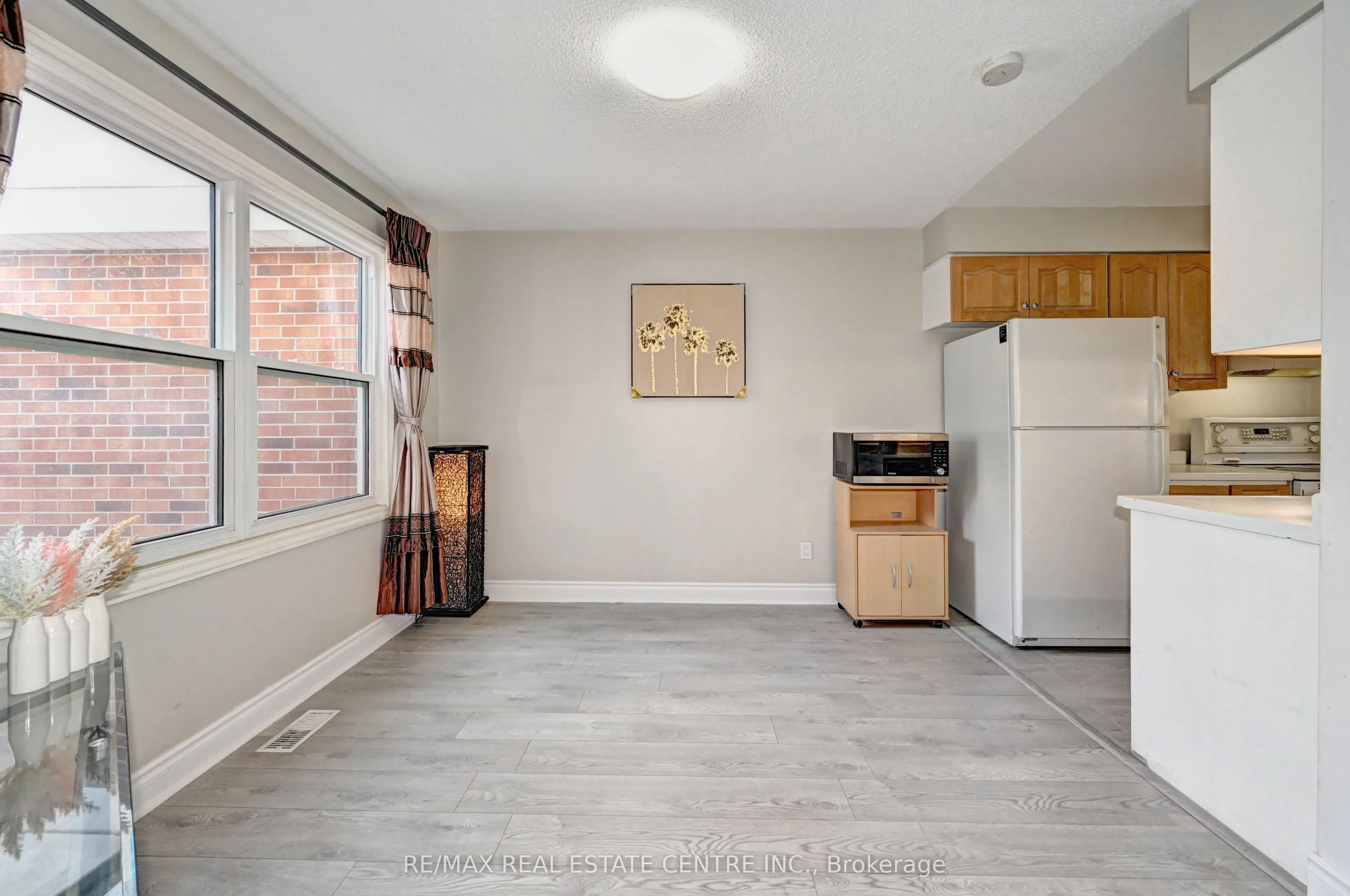 405 Keats Way #2