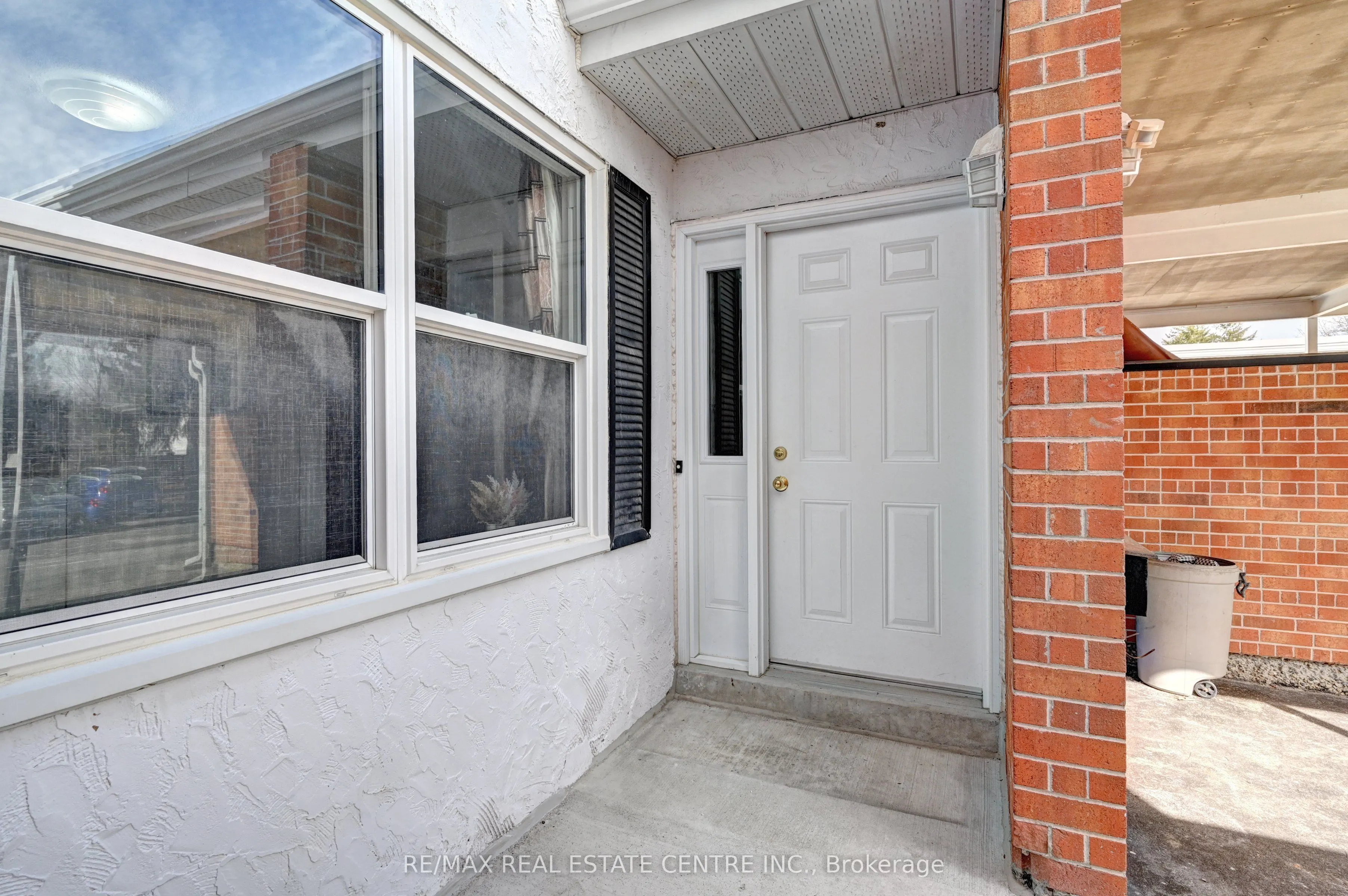 405 Keats Way #2