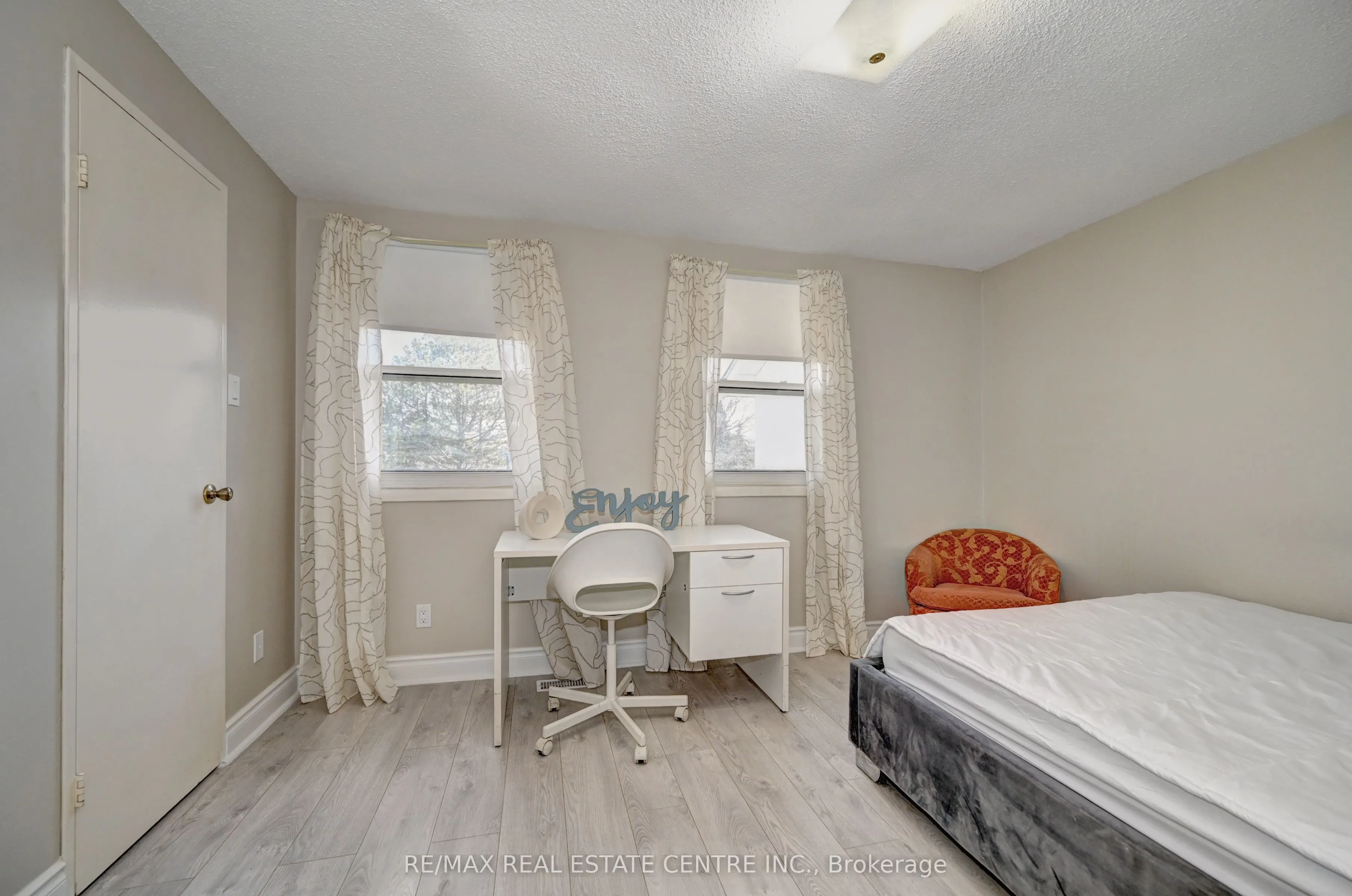 405 Keats Way #2