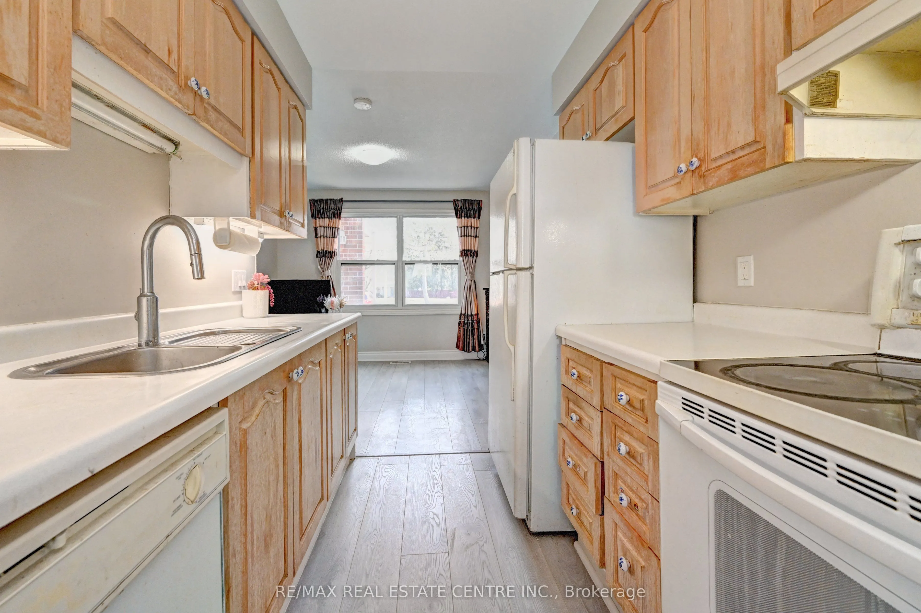 405 Keats Way #2