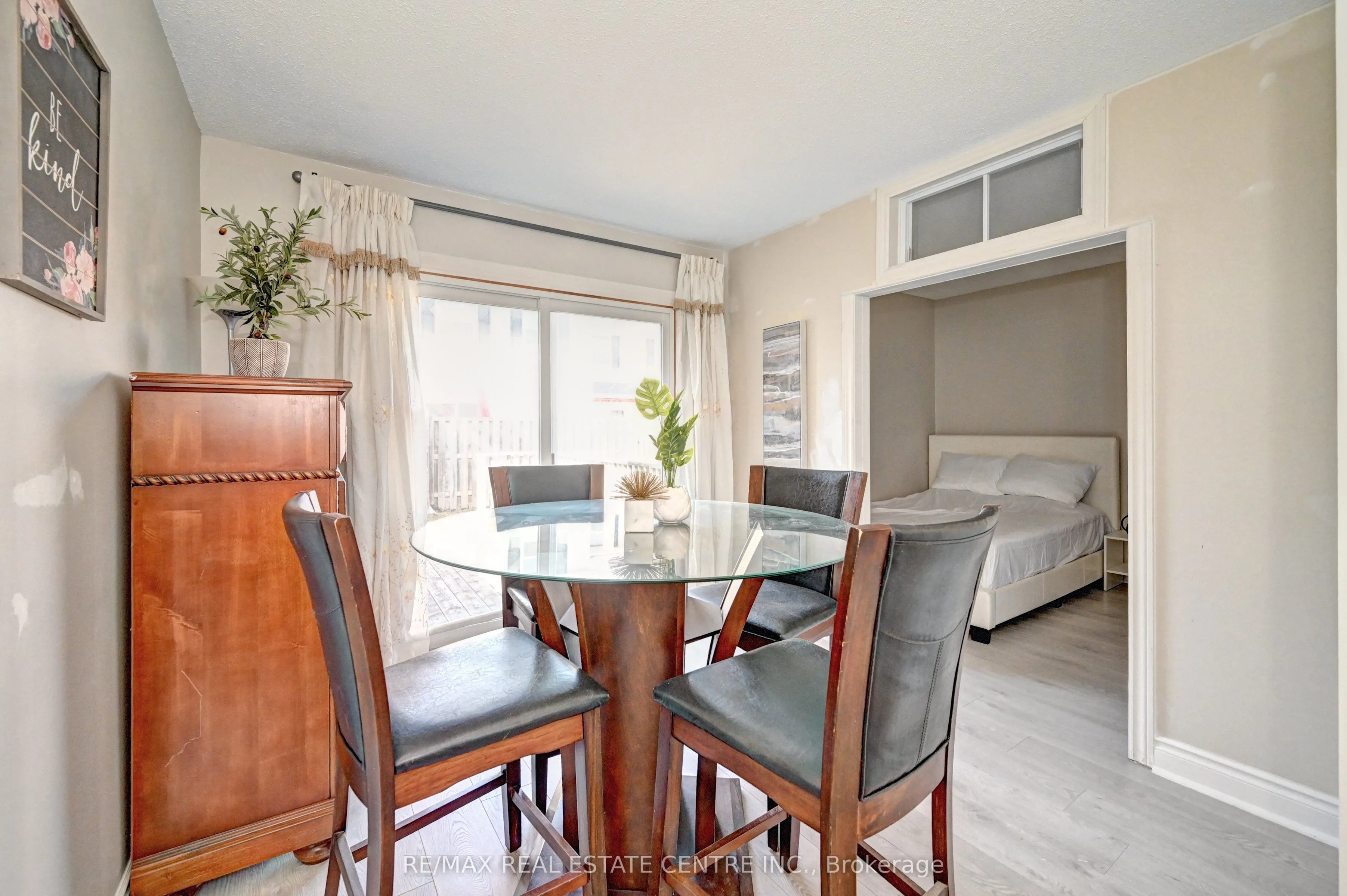 405 Keats Way #2