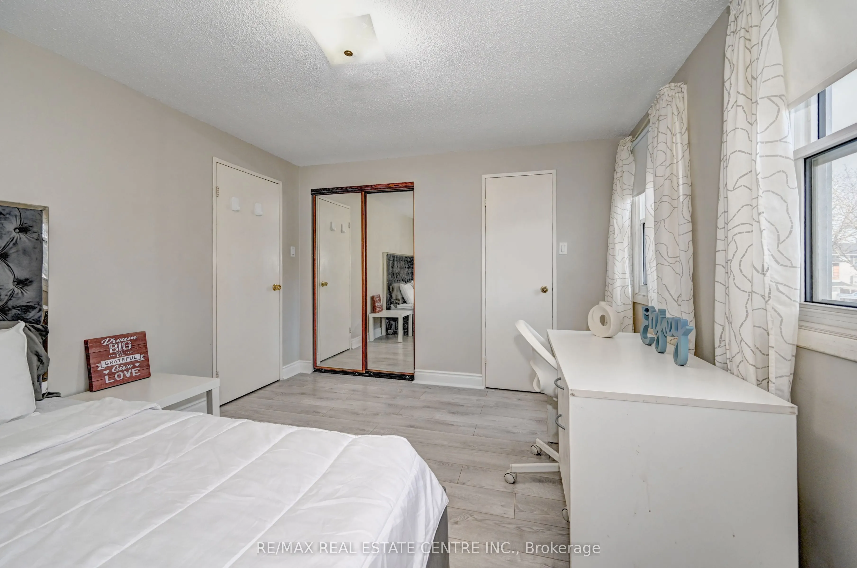 405 Keats Way #2